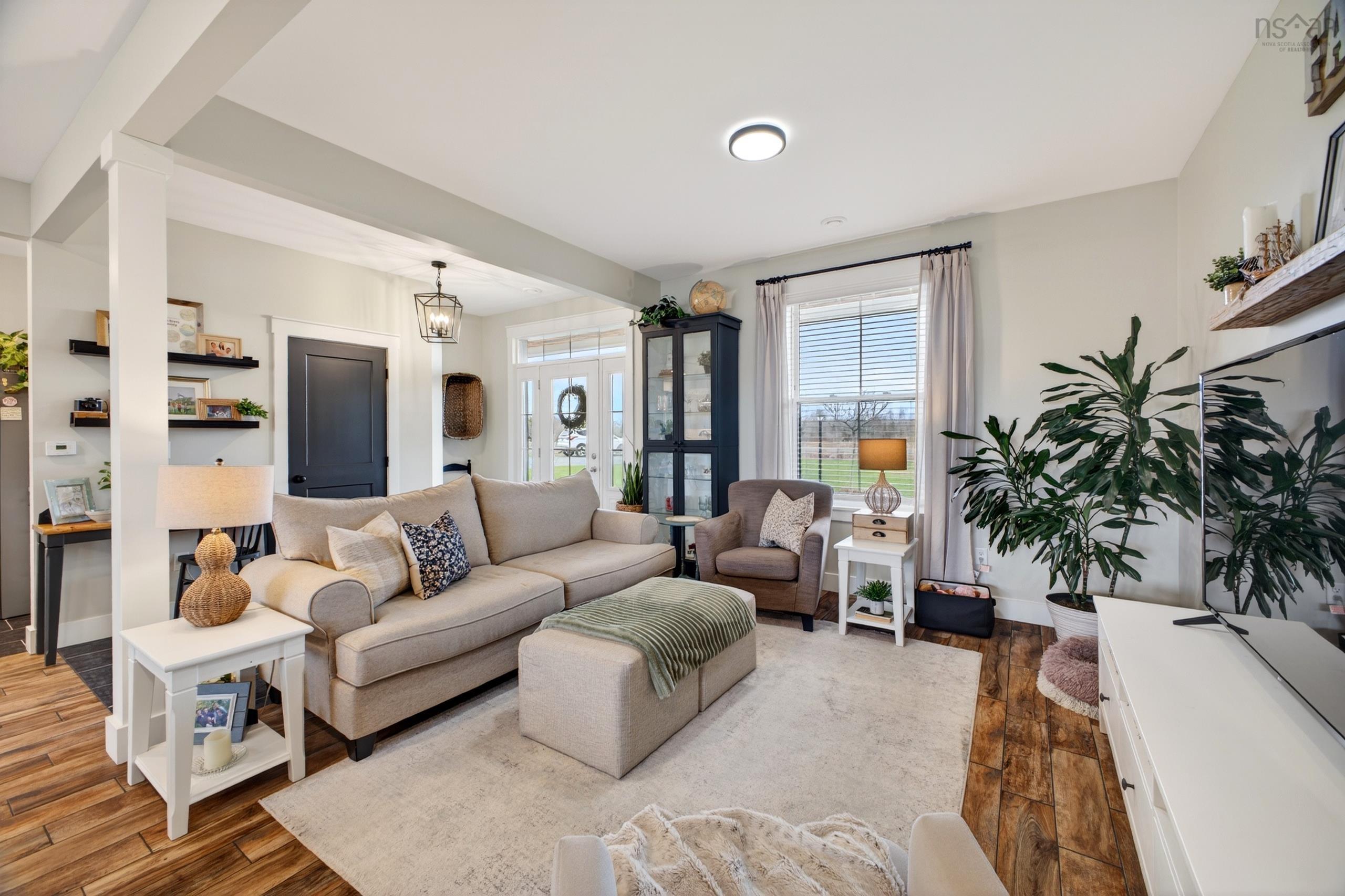 $836,999.00: 200 OLD HALIFAX Road, Pleasant Valley