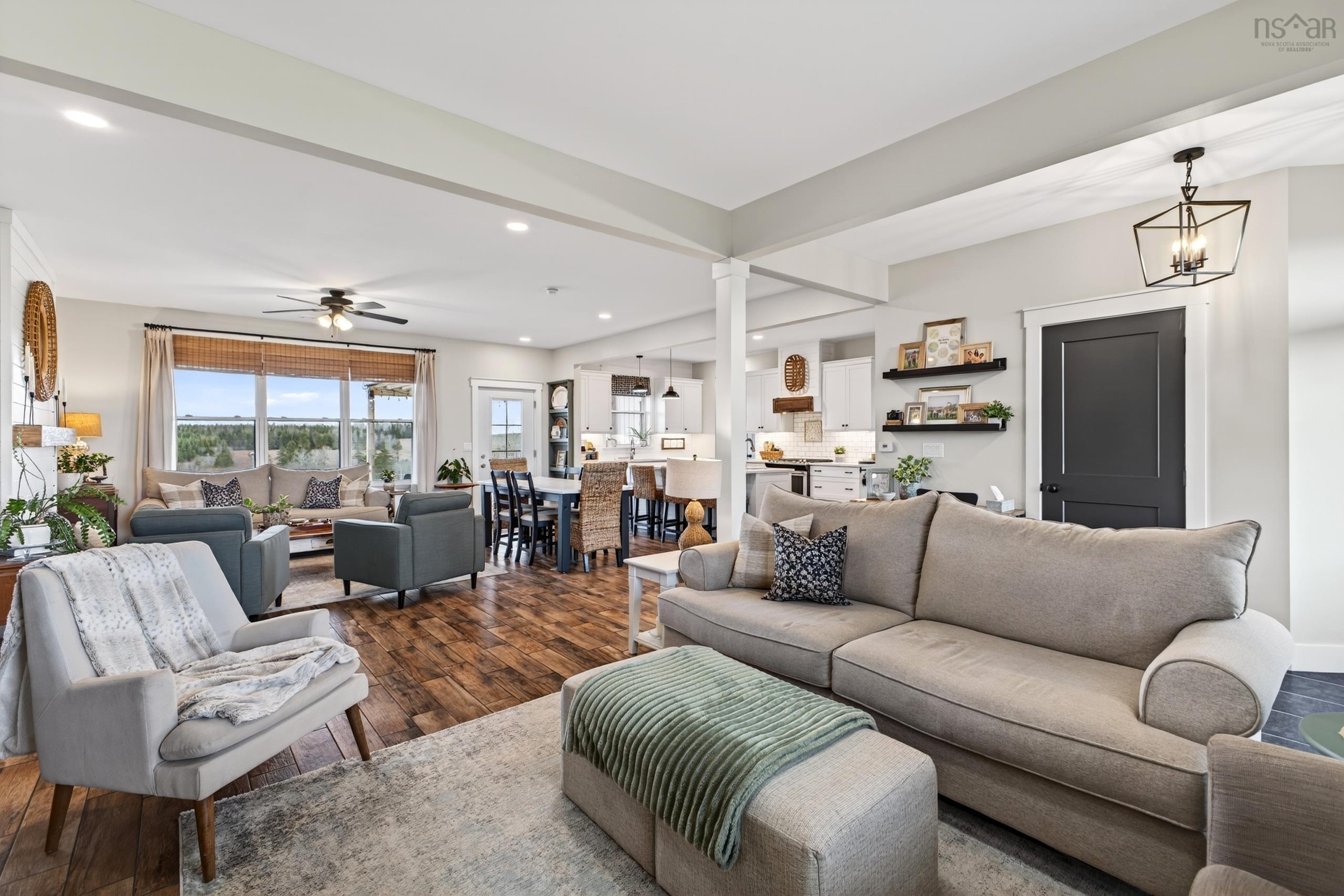 $836,999.00: 200 OLD HALIFAX Road, Pleasant Valley