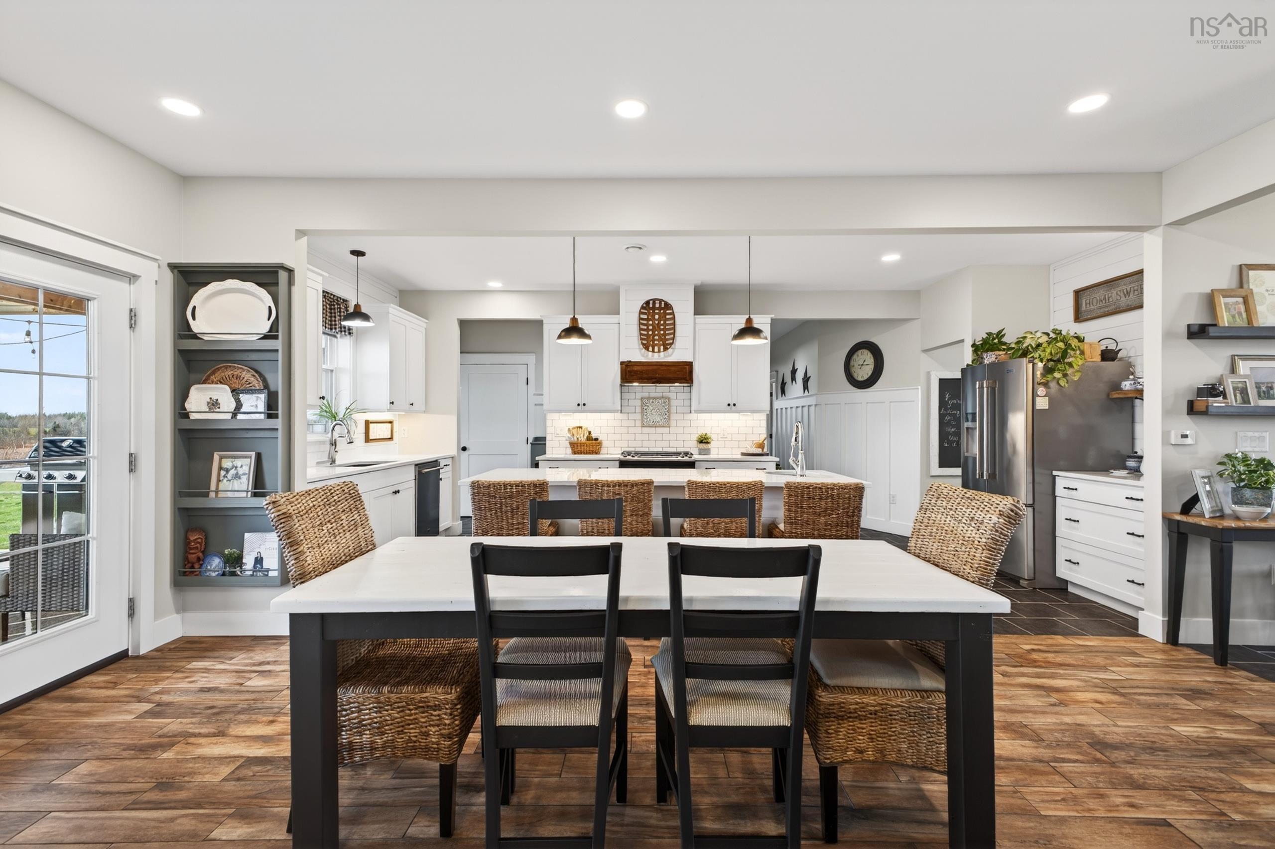 $836,999.00: 200 OLD HALIFAX Road, Pleasant Valley