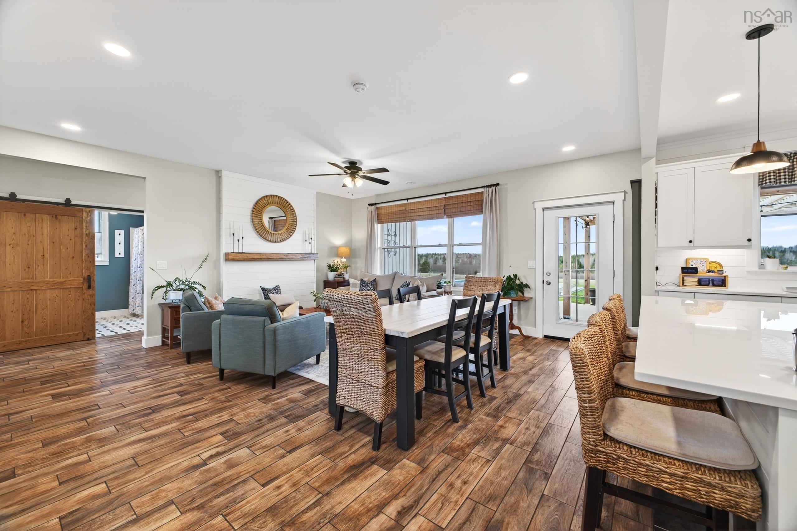 $836,999.00: 200 OLD HALIFAX Road, Pleasant Valley