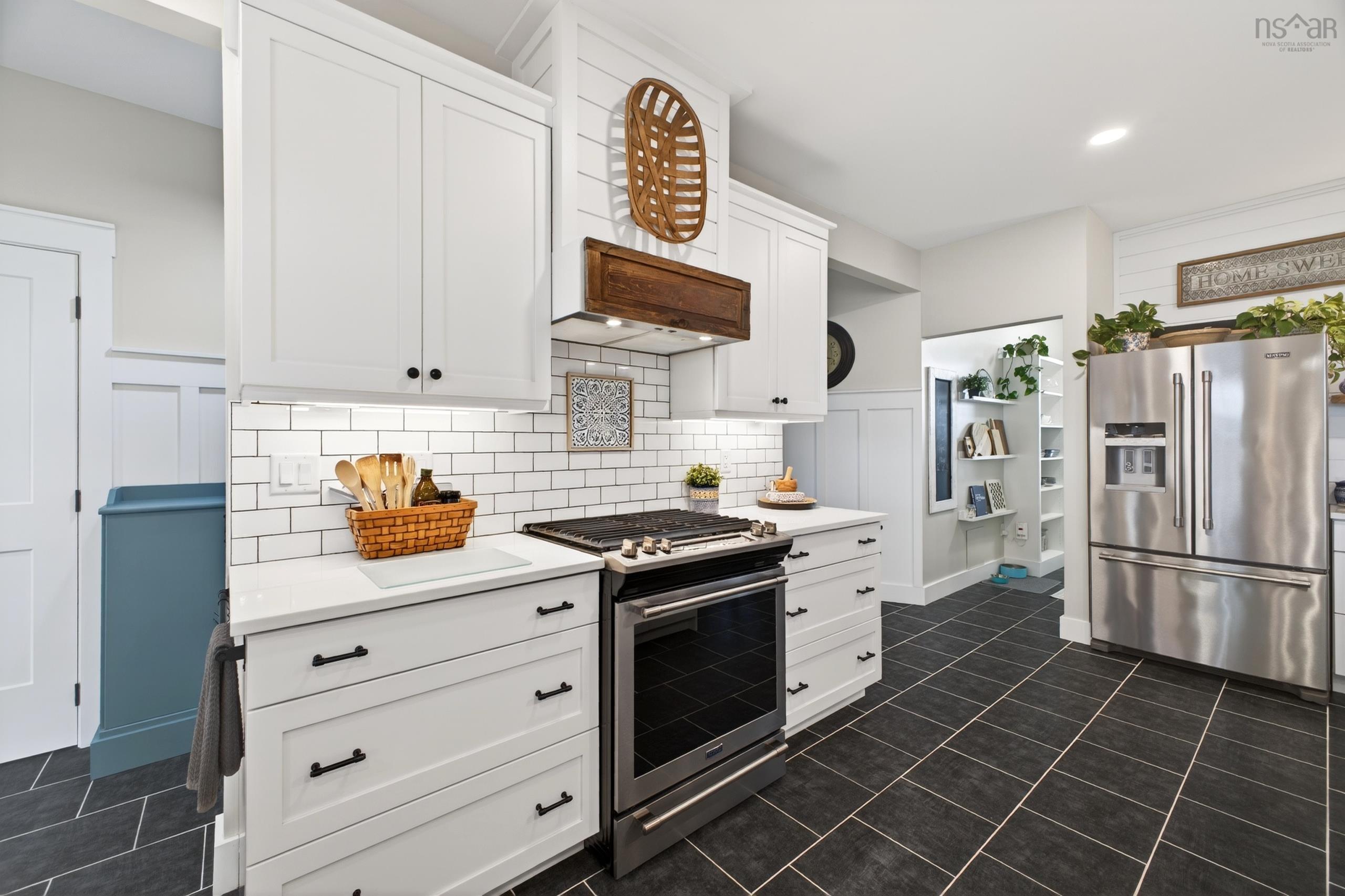 $836,999.00: 200 OLD HALIFAX Road, Pleasant Valley