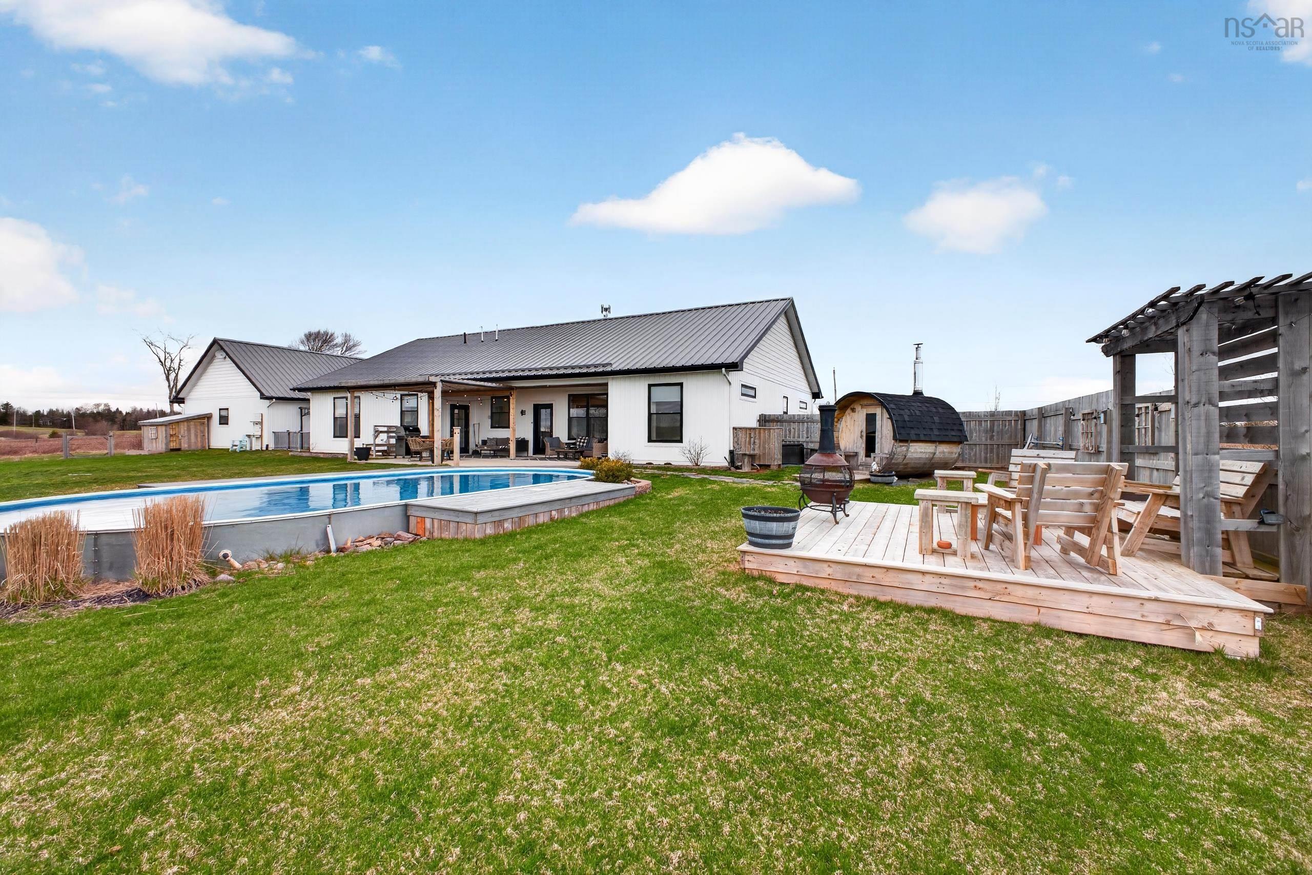 $836,999.00: 200 OLD HALIFAX Road, Pleasant Valley