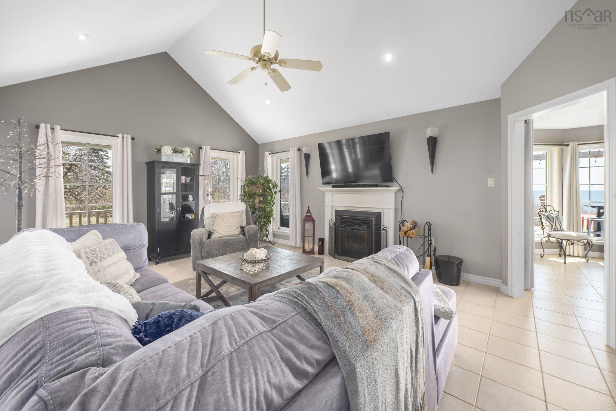 $849,000.00: 341 French Cross Road, Morden