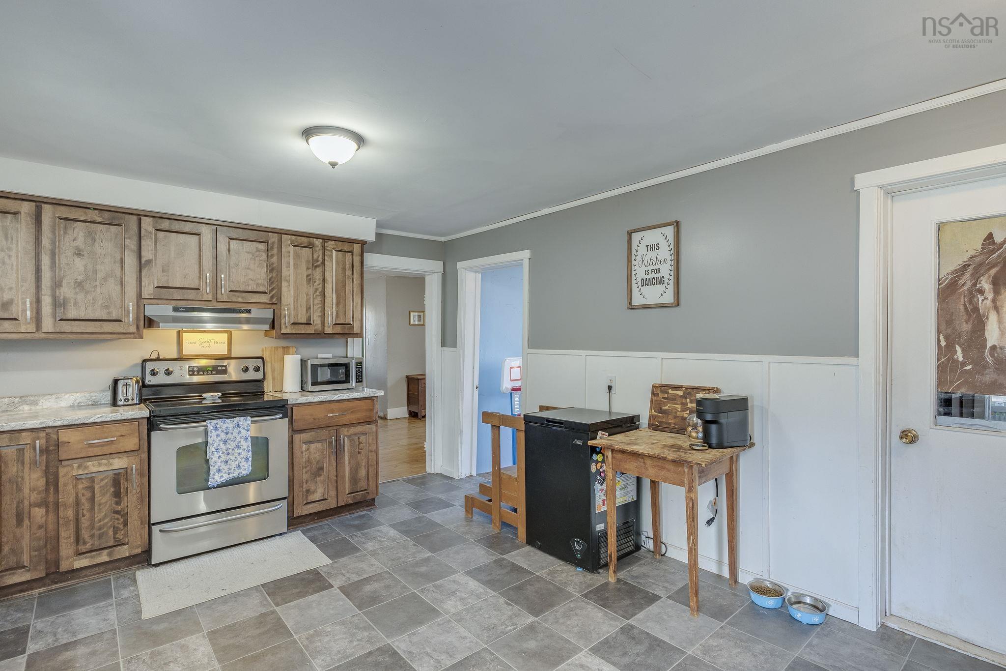 $299,900.00: 1278 Crisp Road, Inglisville