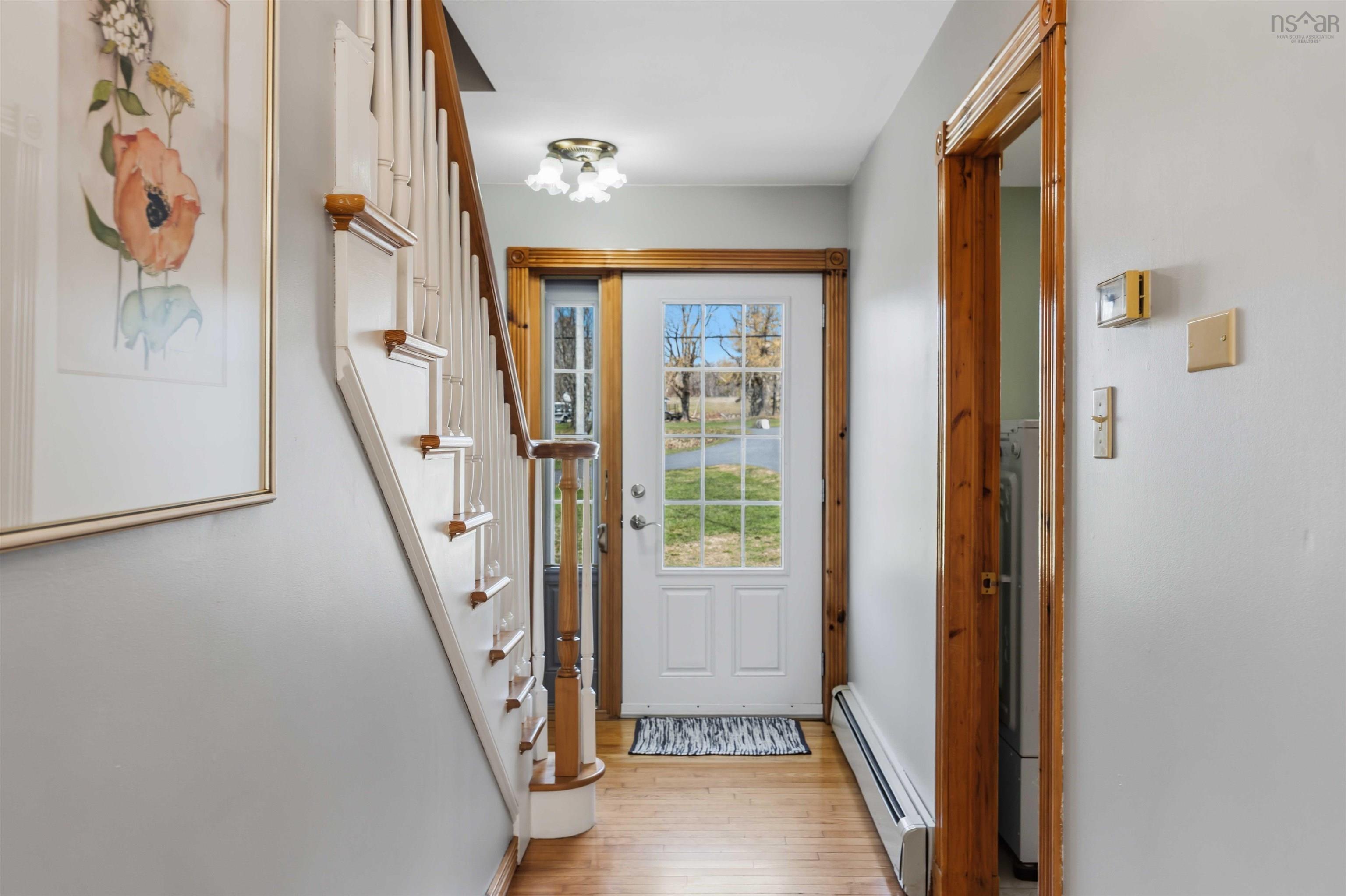 $899,000.00: 2749 Highway 359, Centreville