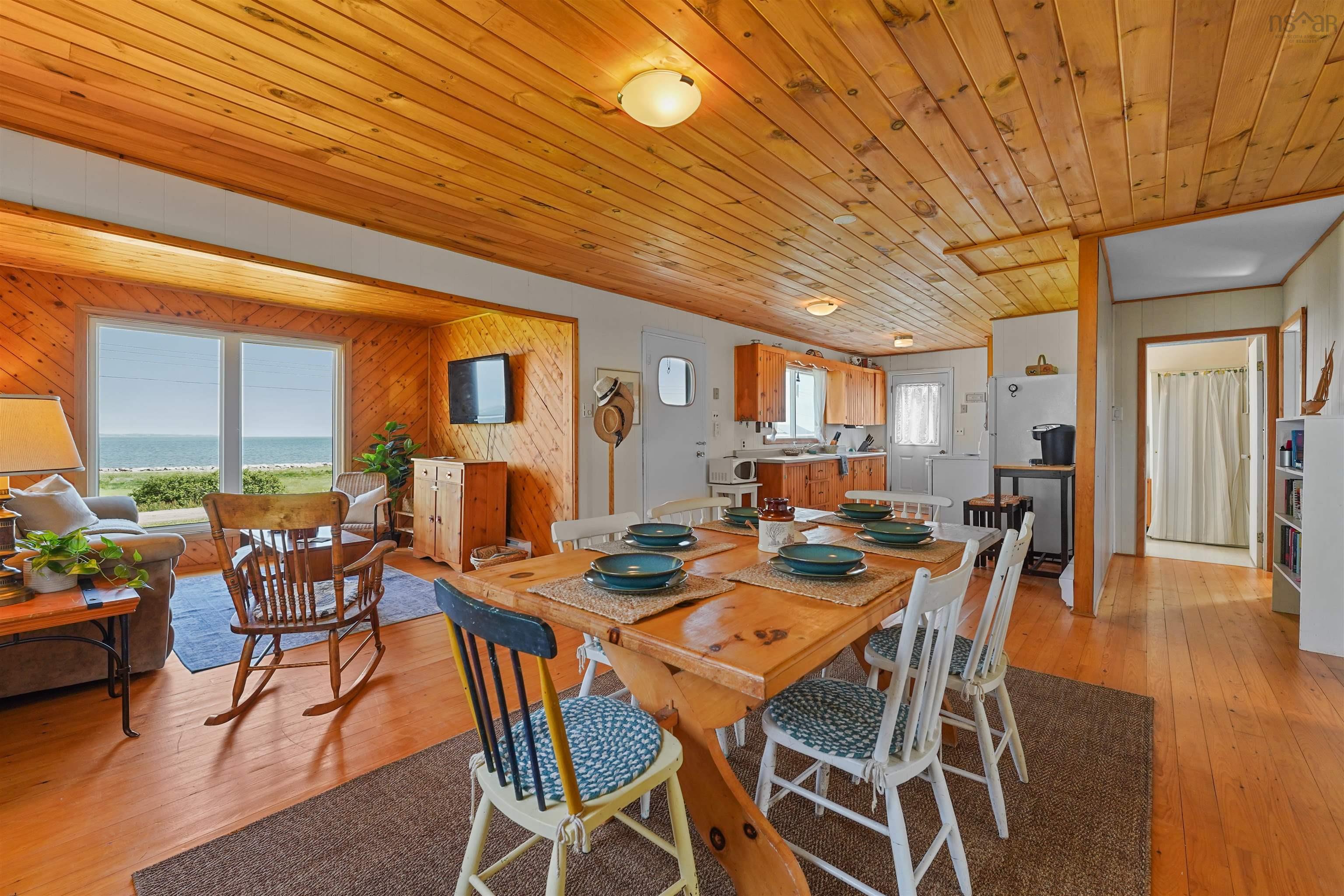 $389,900.00: 111 Dawson Beach Road, Brule Shore