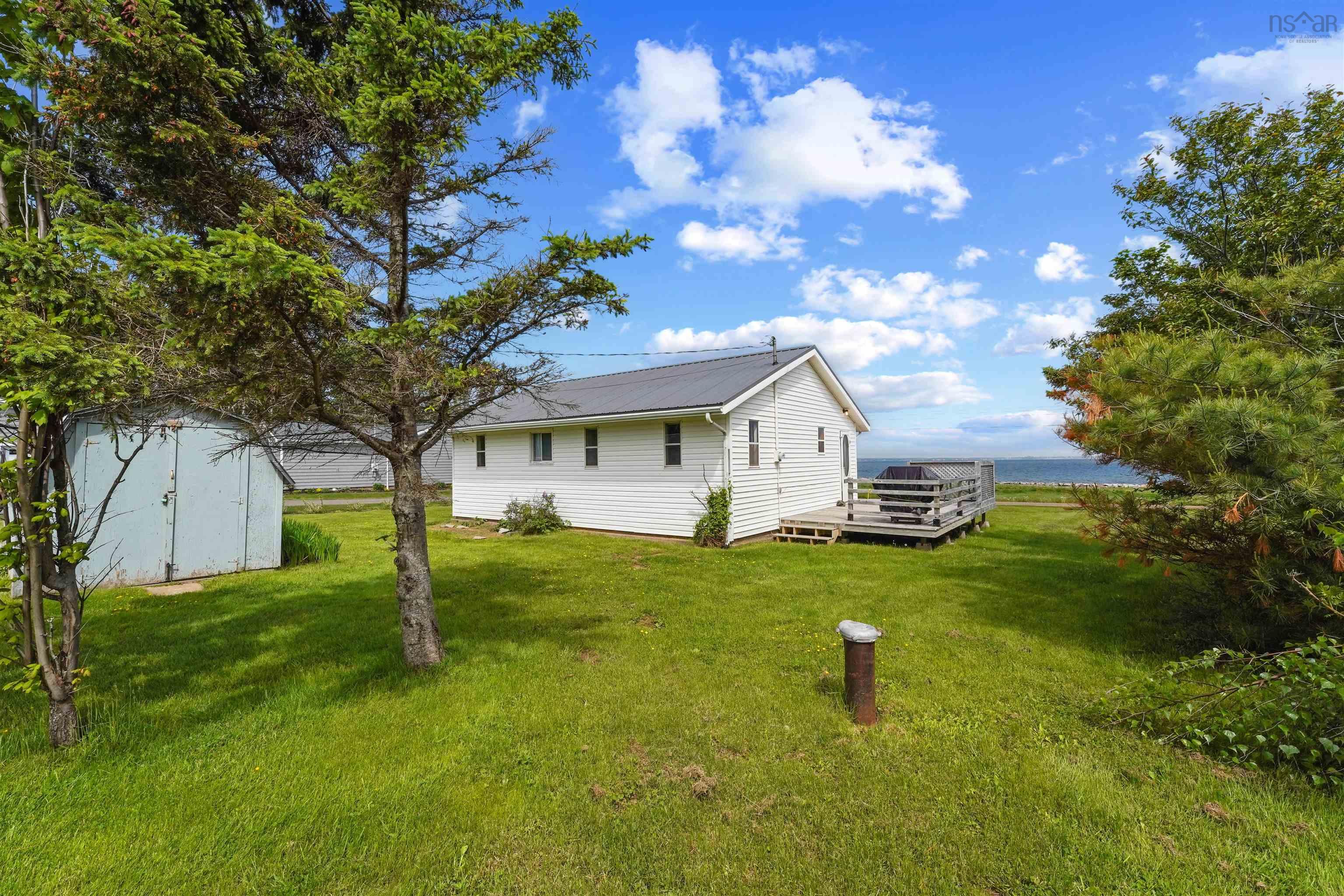 $389,900.00: 111 Dawson Beach Road, Brule Shore
