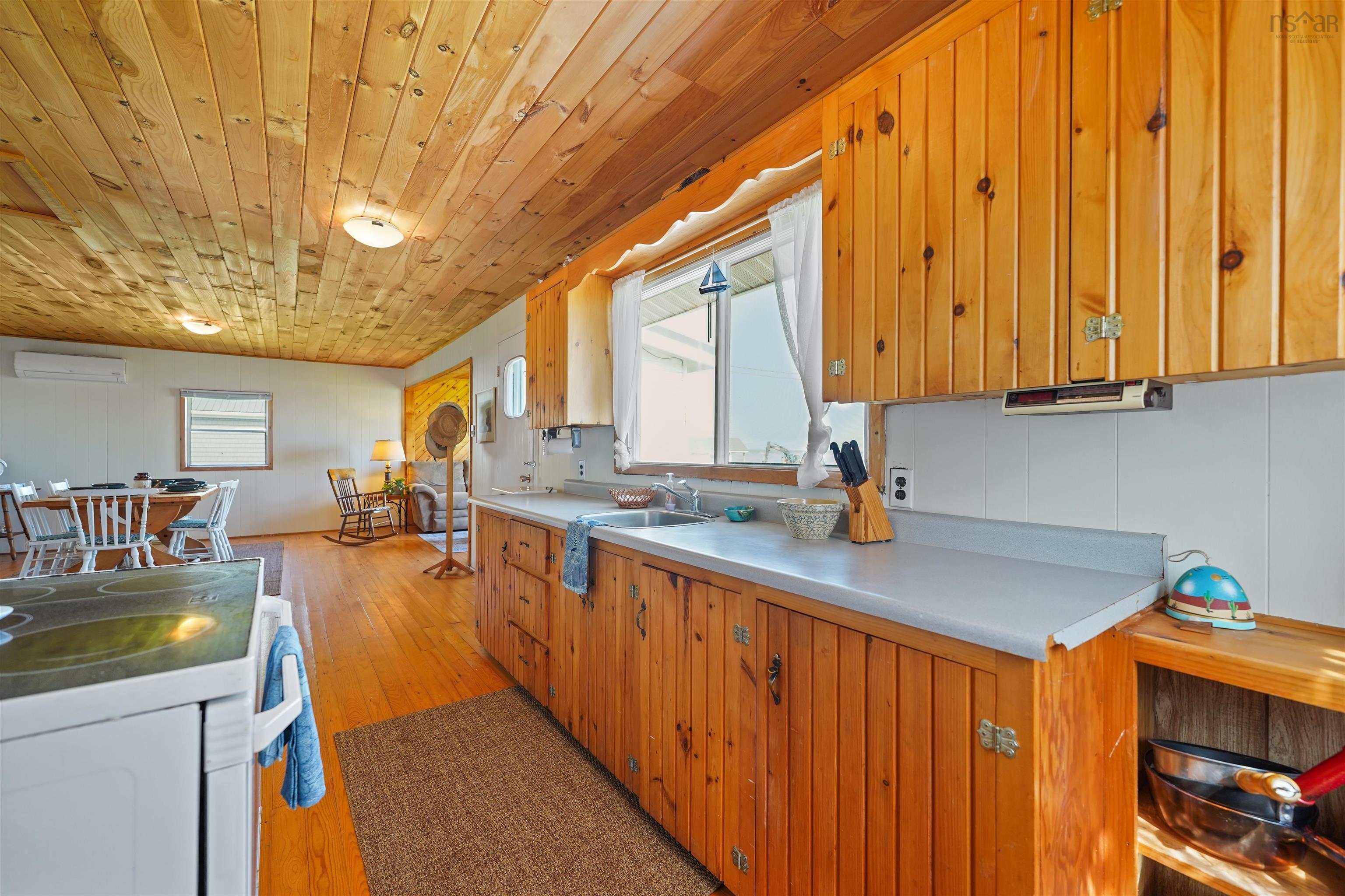 $389,900.00: 111 Dawson Beach Road, Brule Shore
