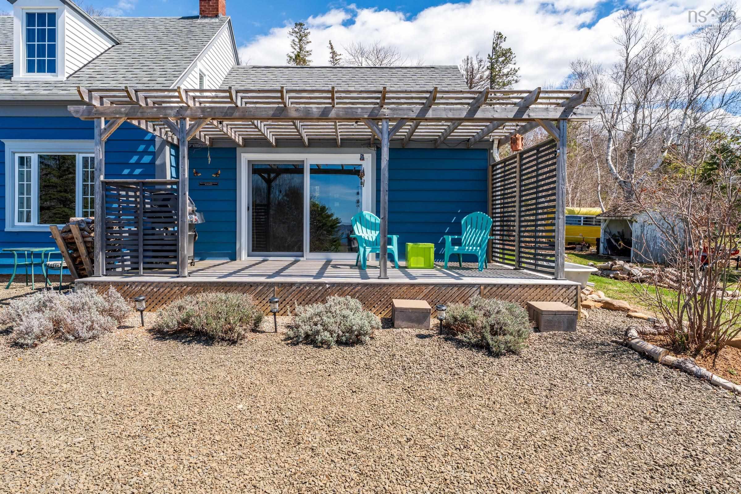 $420,000.00: 84 Old Post Road, Clementsport