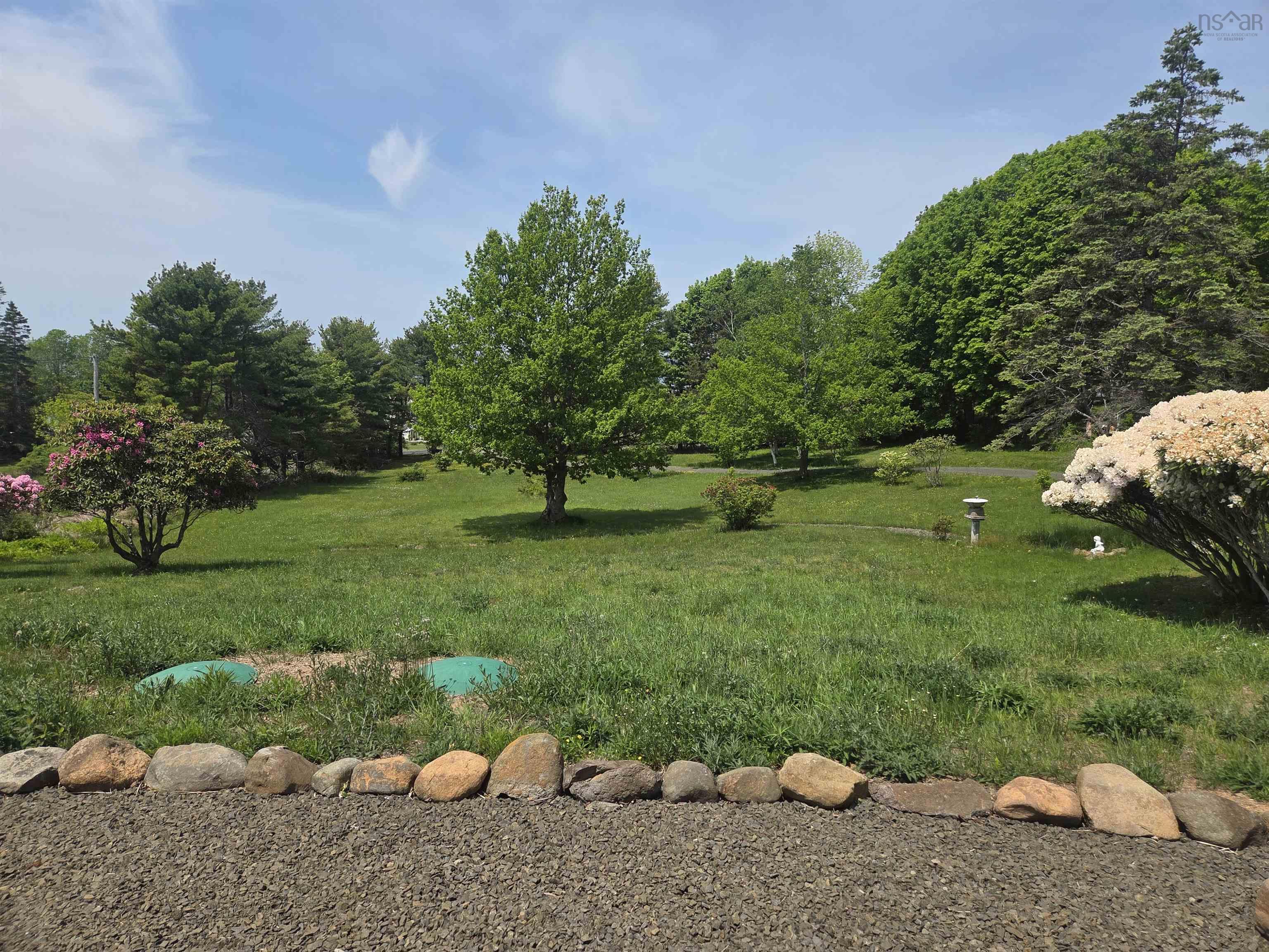 $420,000.00: 84 Old Post Road, Clementsport