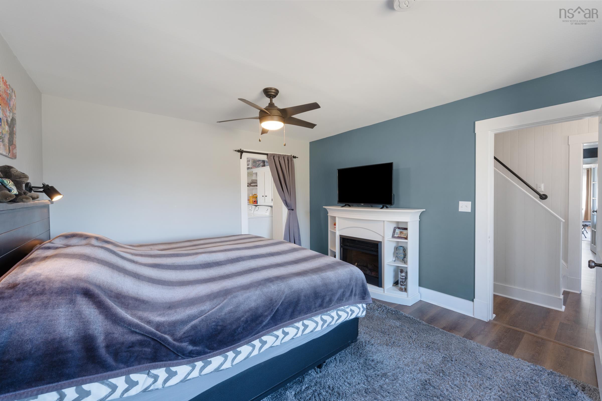 $420,000.00: 84 Old Post Road, Clementsport