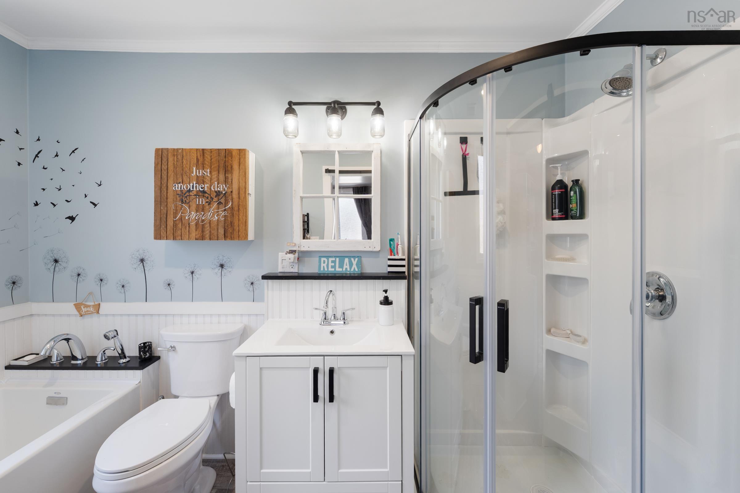 $420,000.00: 84 Old Post Road, Clementsport