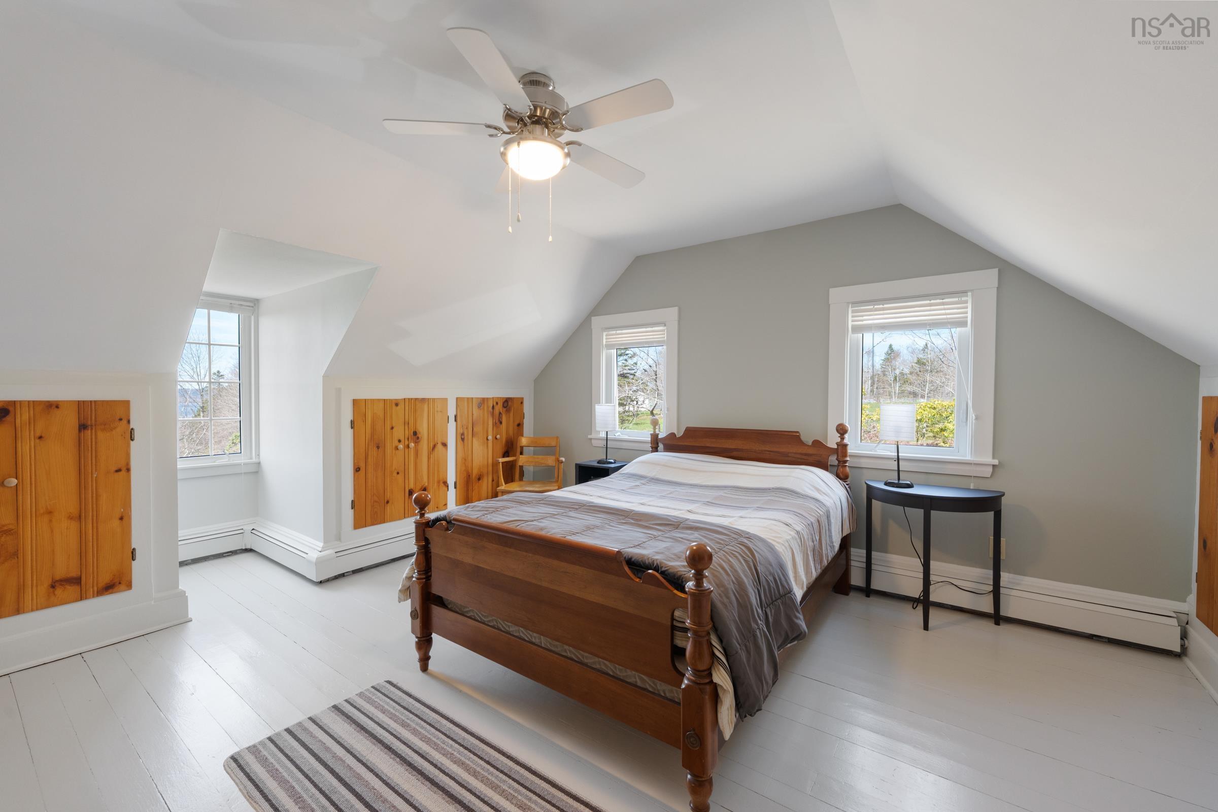 $420,000.00: 84 Old Post Road, Clementsport