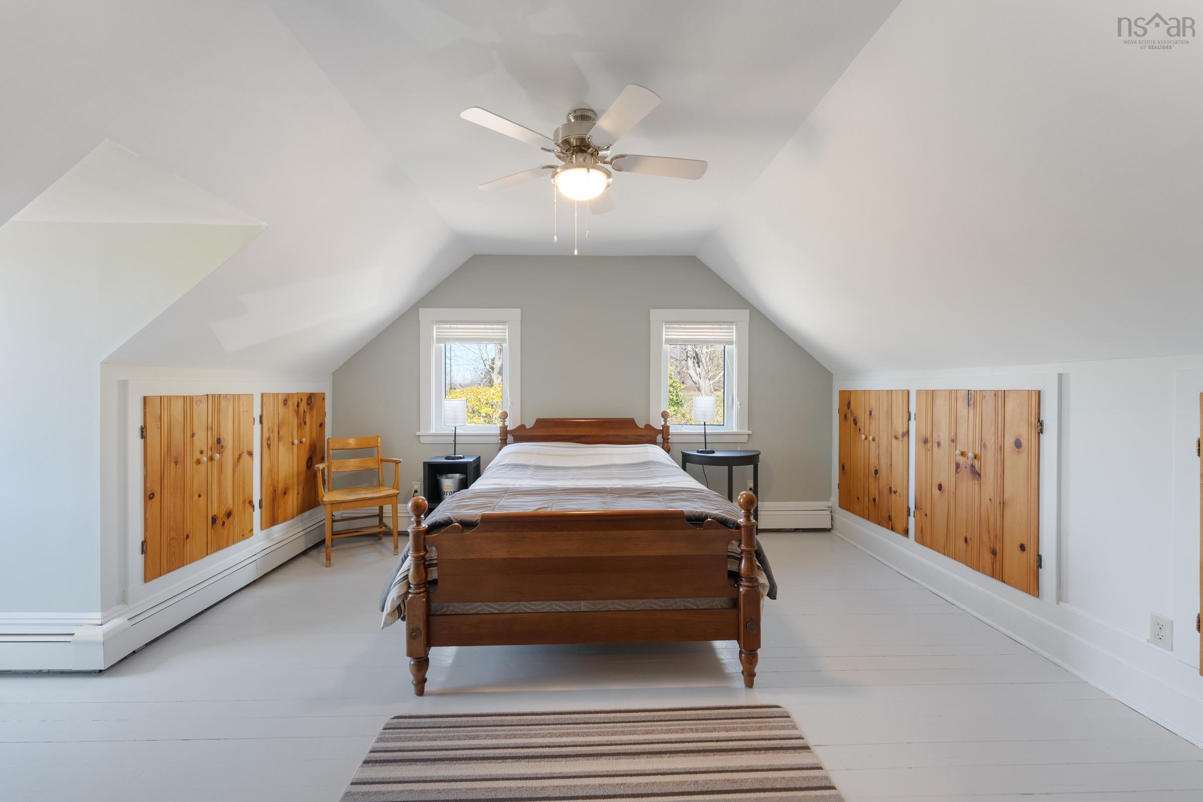 $420,000.00: 84 Old Post Road, Clementsport