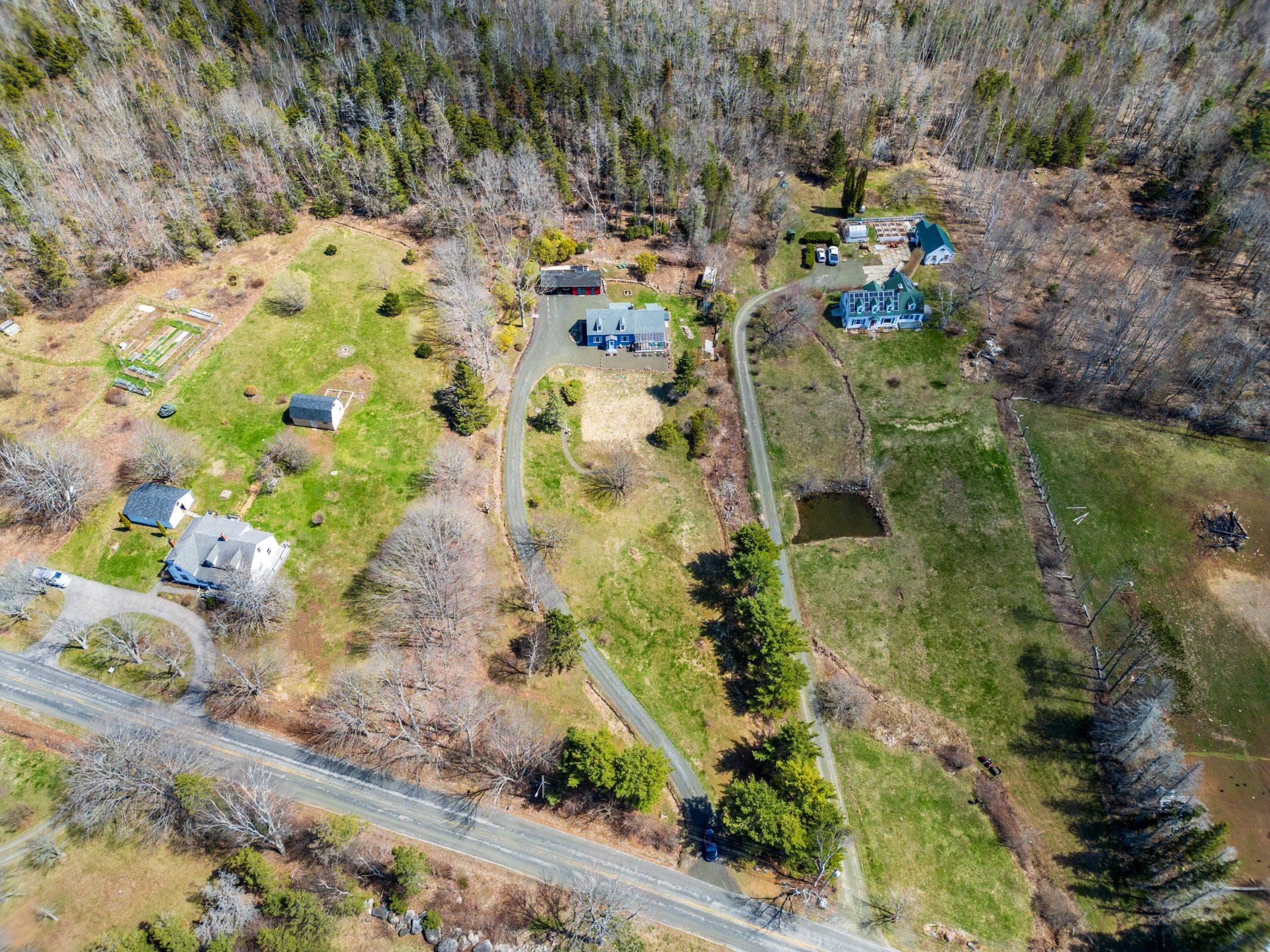 $420,000.00: 84 Old Post Road, Clementsport