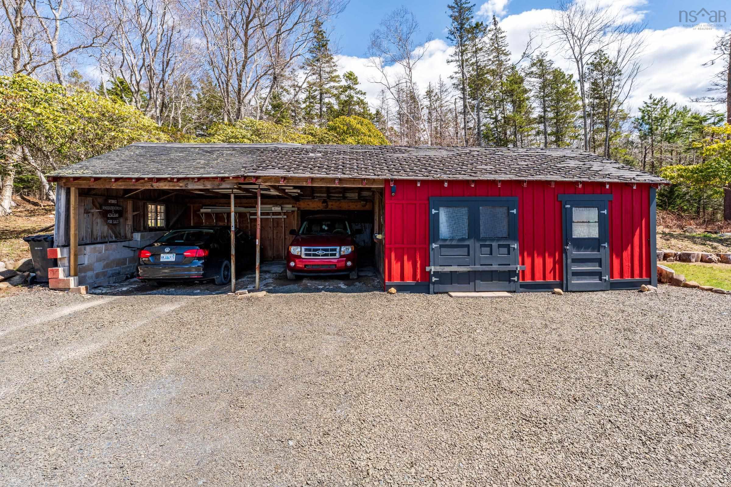 $420,000.00: 84 Old Post Road, Clementsport