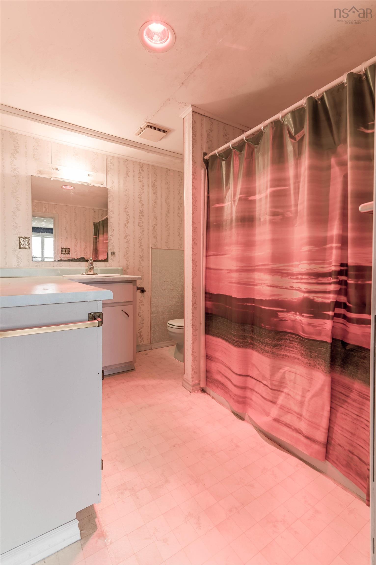 $349,900.00: 1639 Highway 1, Auburn