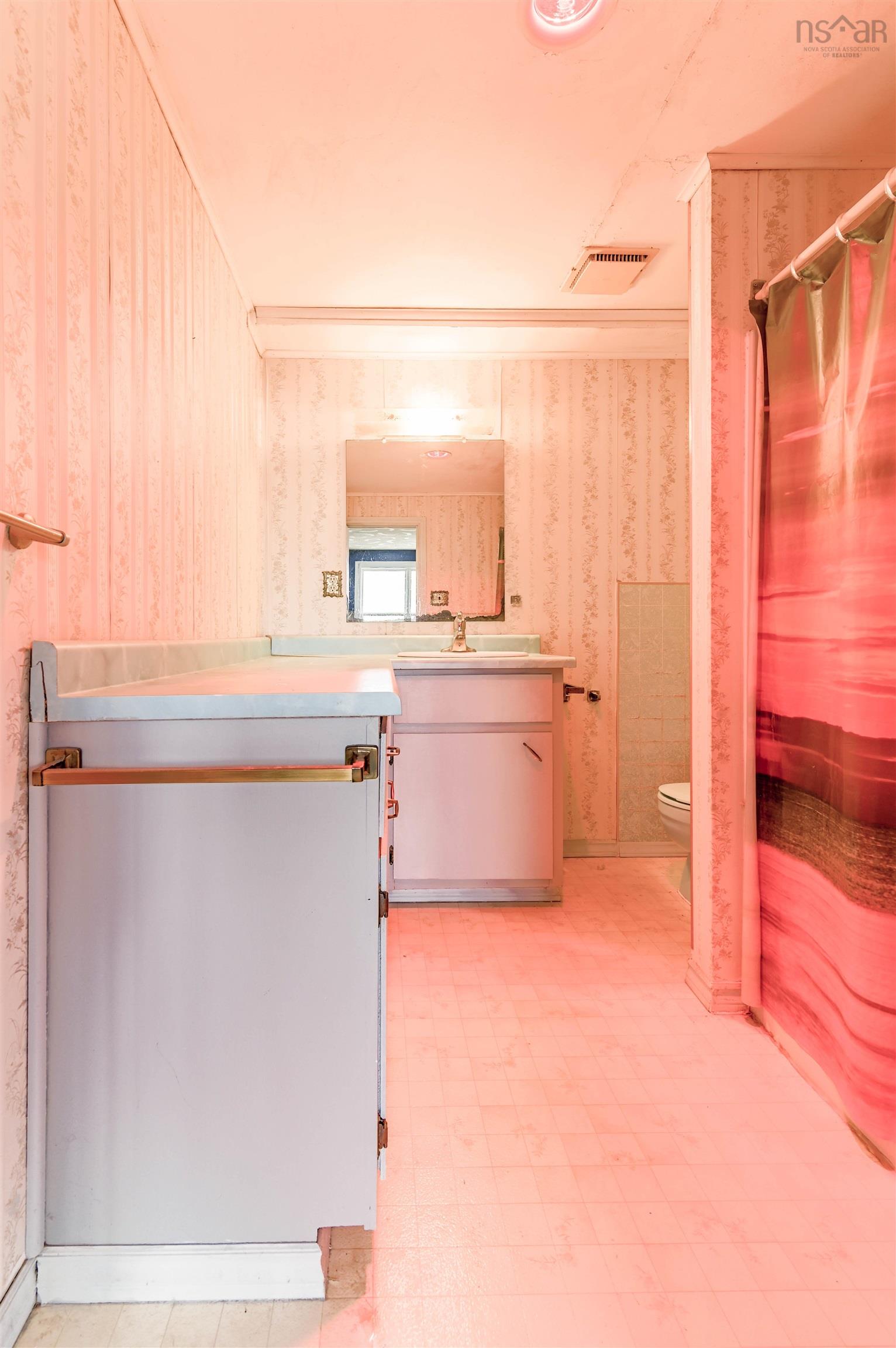 $349,900.00: 1639 Highway 1, Auburn