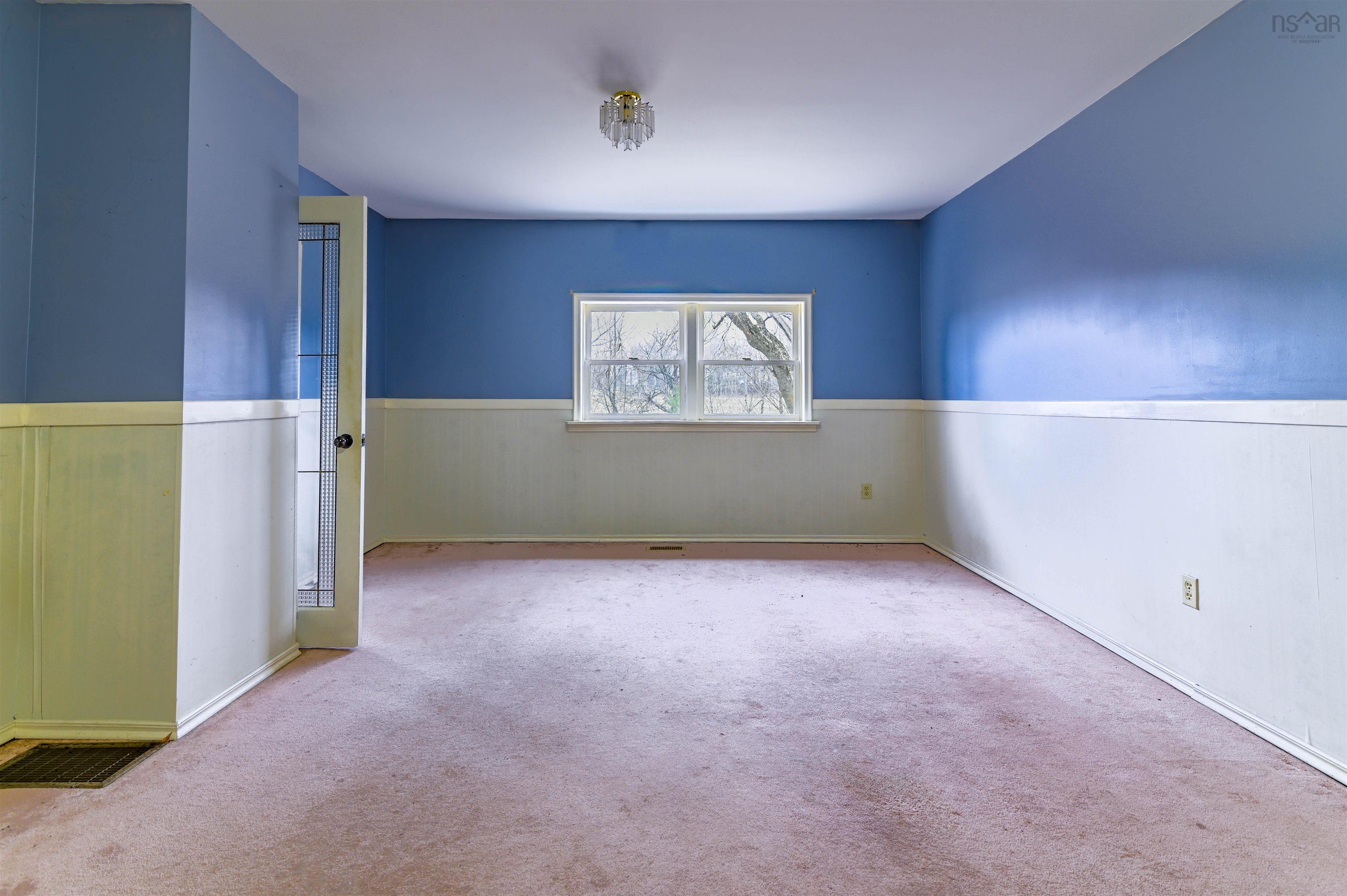 $349,900.00: 1639 Highway 1, Auburn