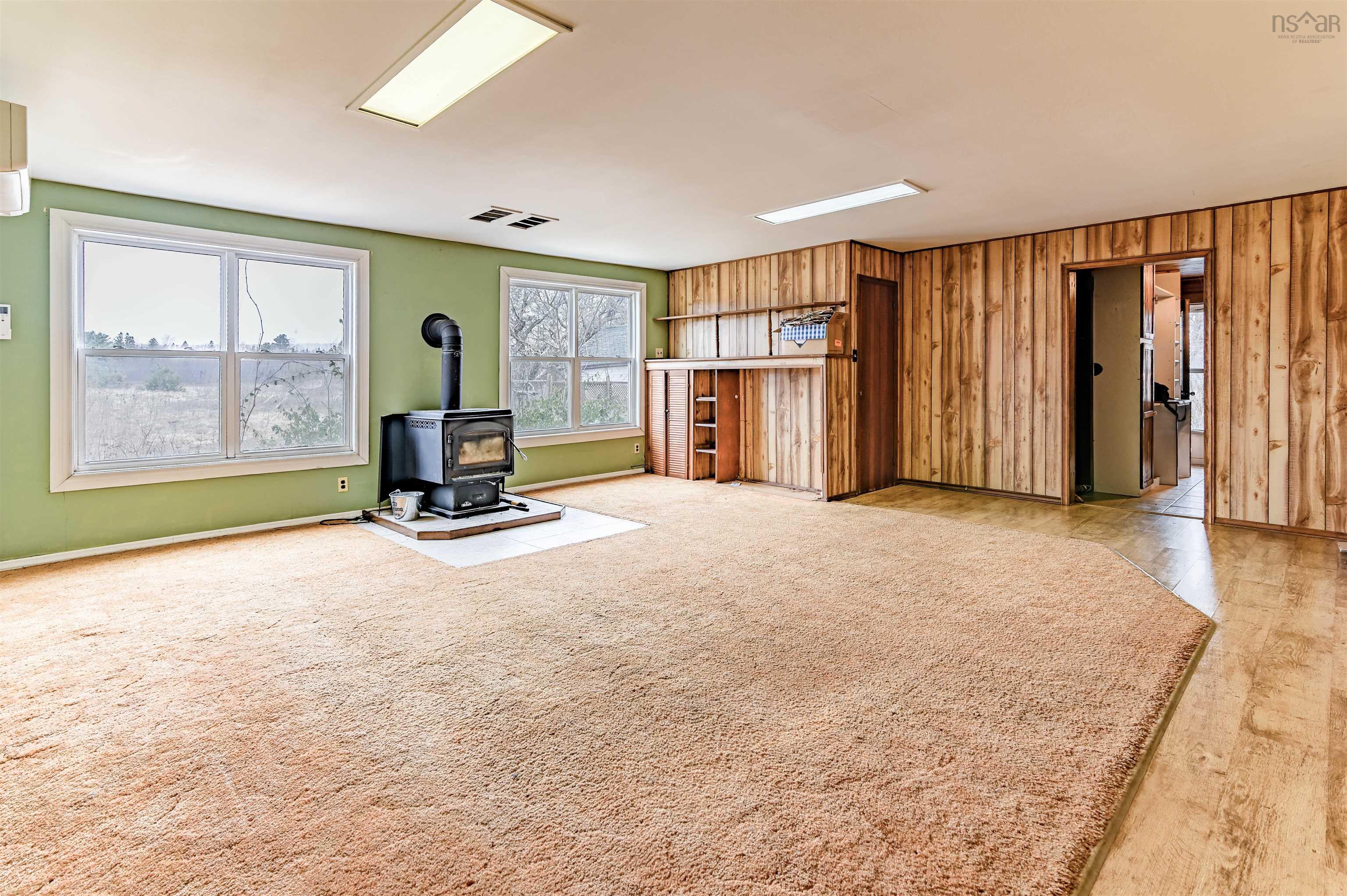 $349,900.00: 1639 Highway 1, Auburn