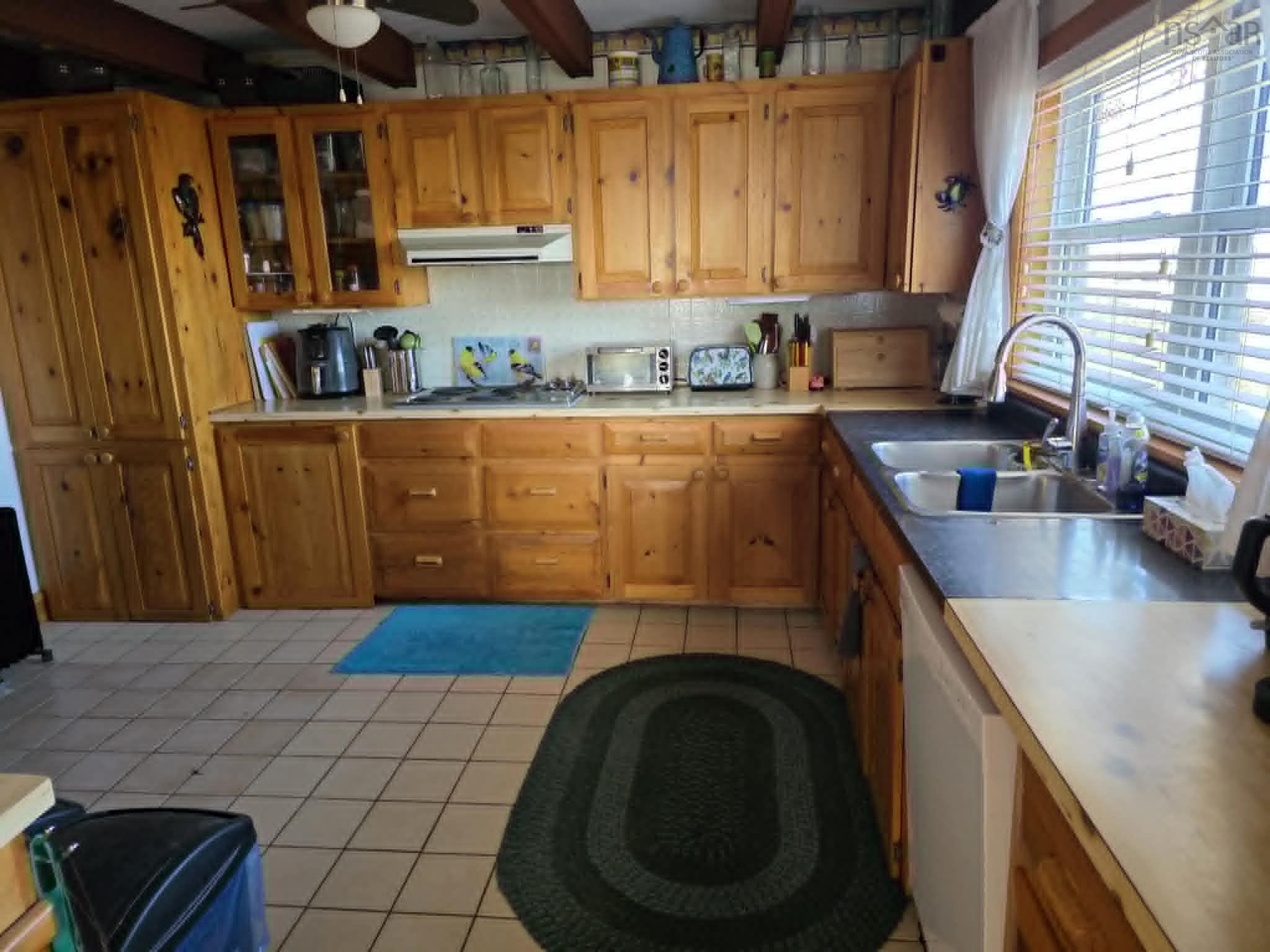 $775,000.00: 1836 Caribou Island Road, Caribou Island