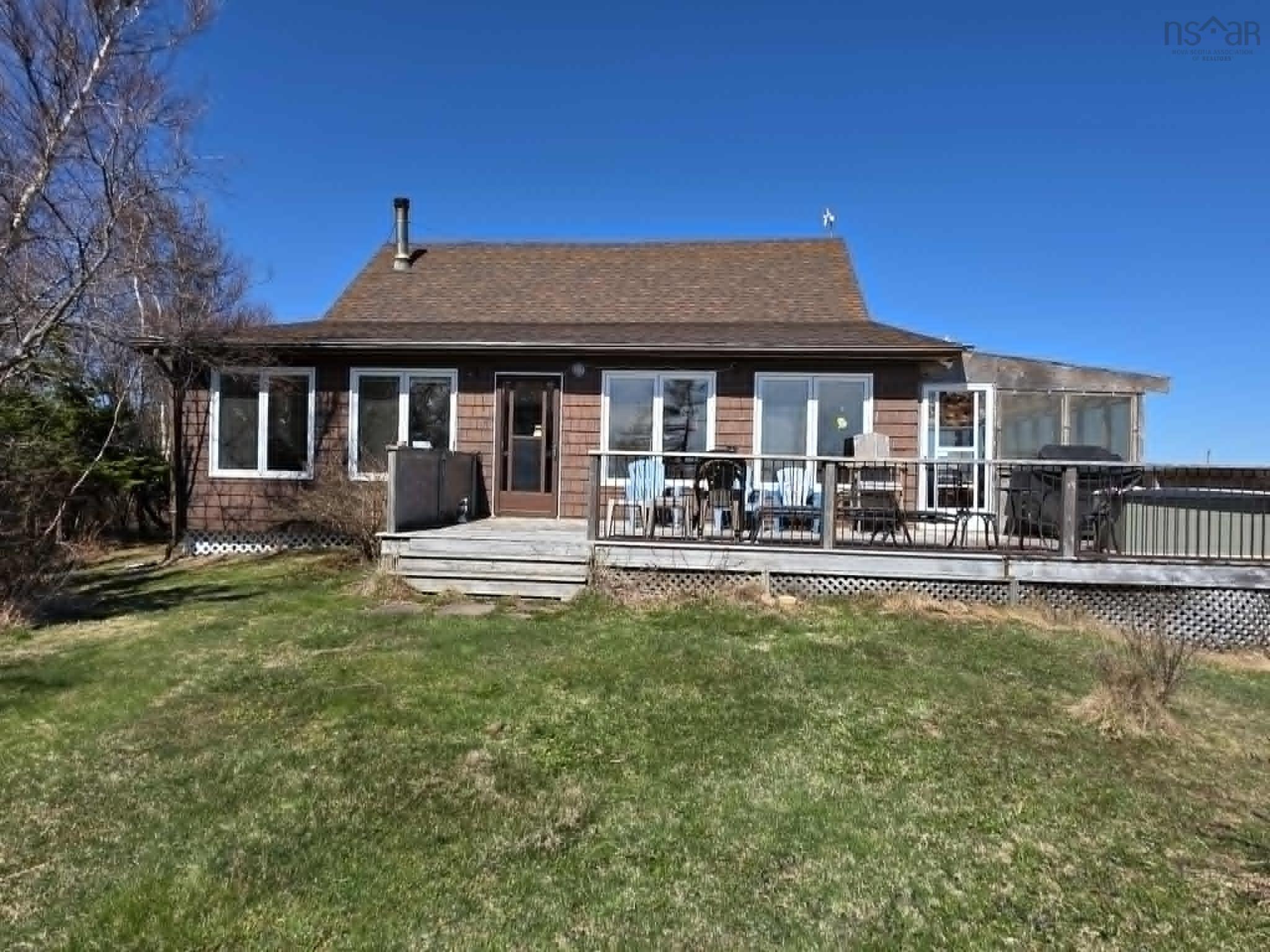 $775,000.00: 1836 Caribou Island Road, Caribou Island
