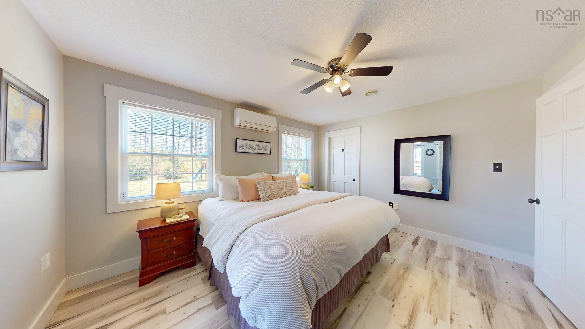 $587,500.00: 489 Alexander Mackenzie Road, South Farmington