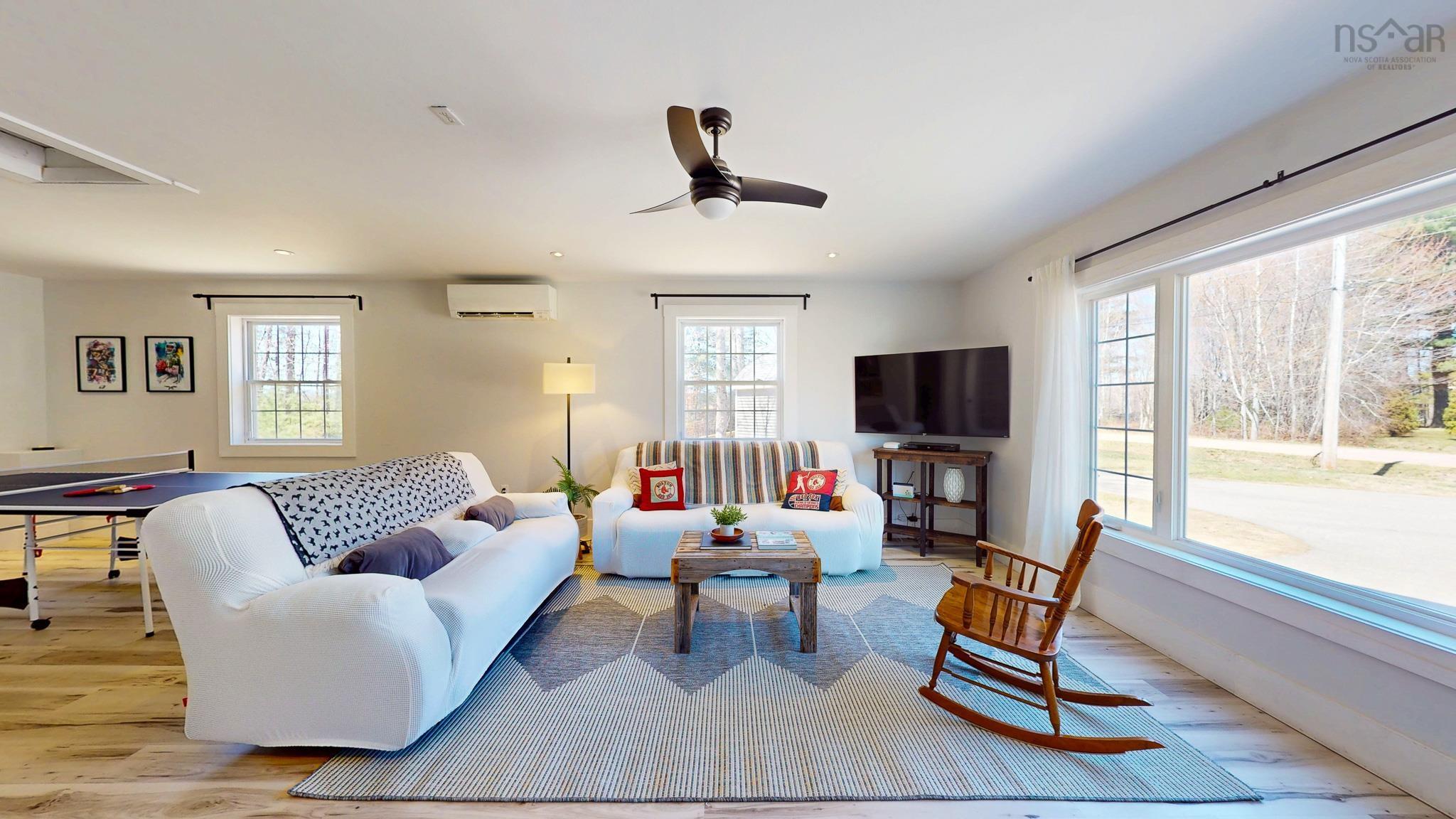 $587,500.00: 489 Alexander Mackenzie Road, South Farmington