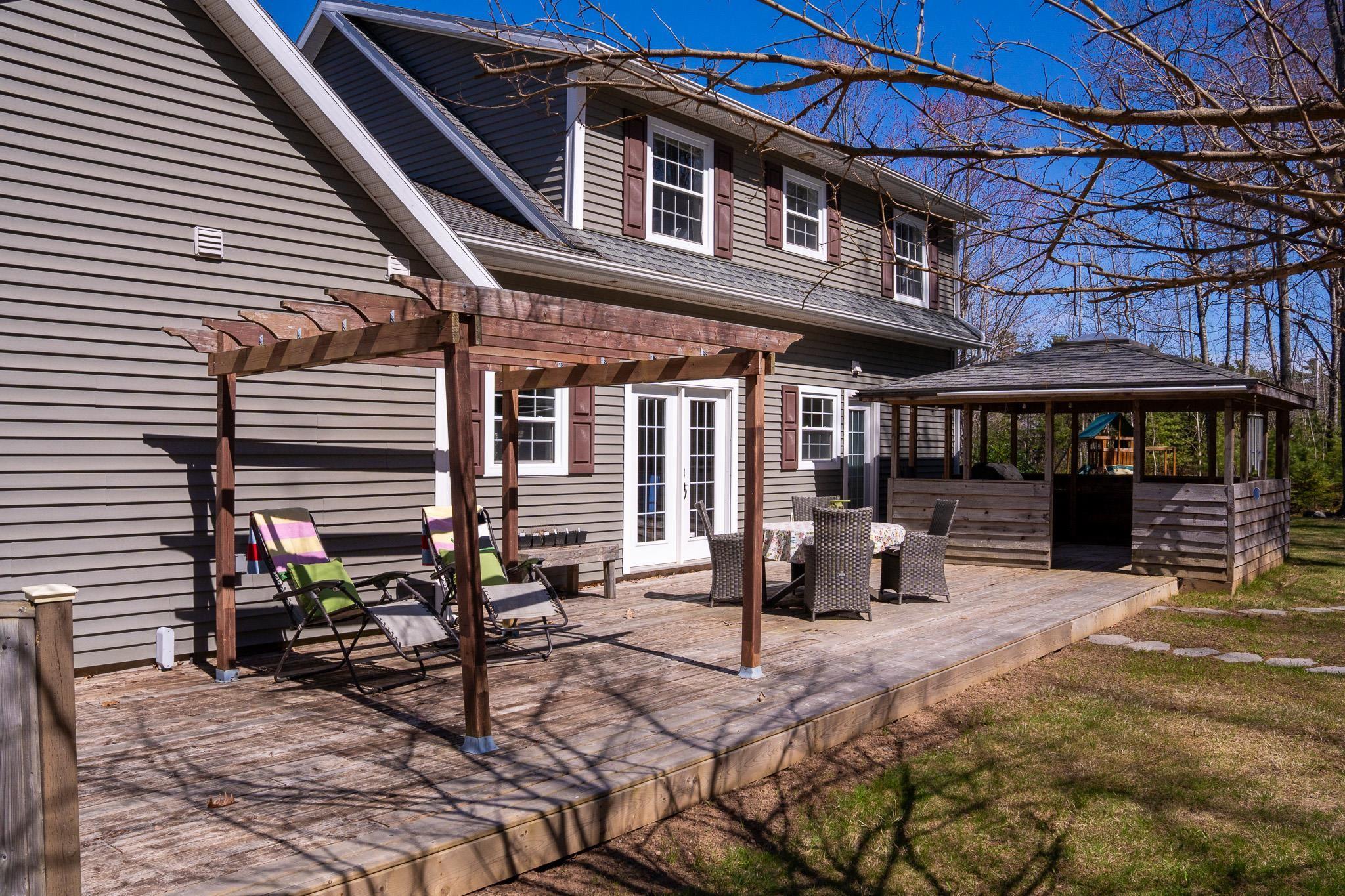 $587,500.00: 489 Alexander Mackenzie Road, South Farmington