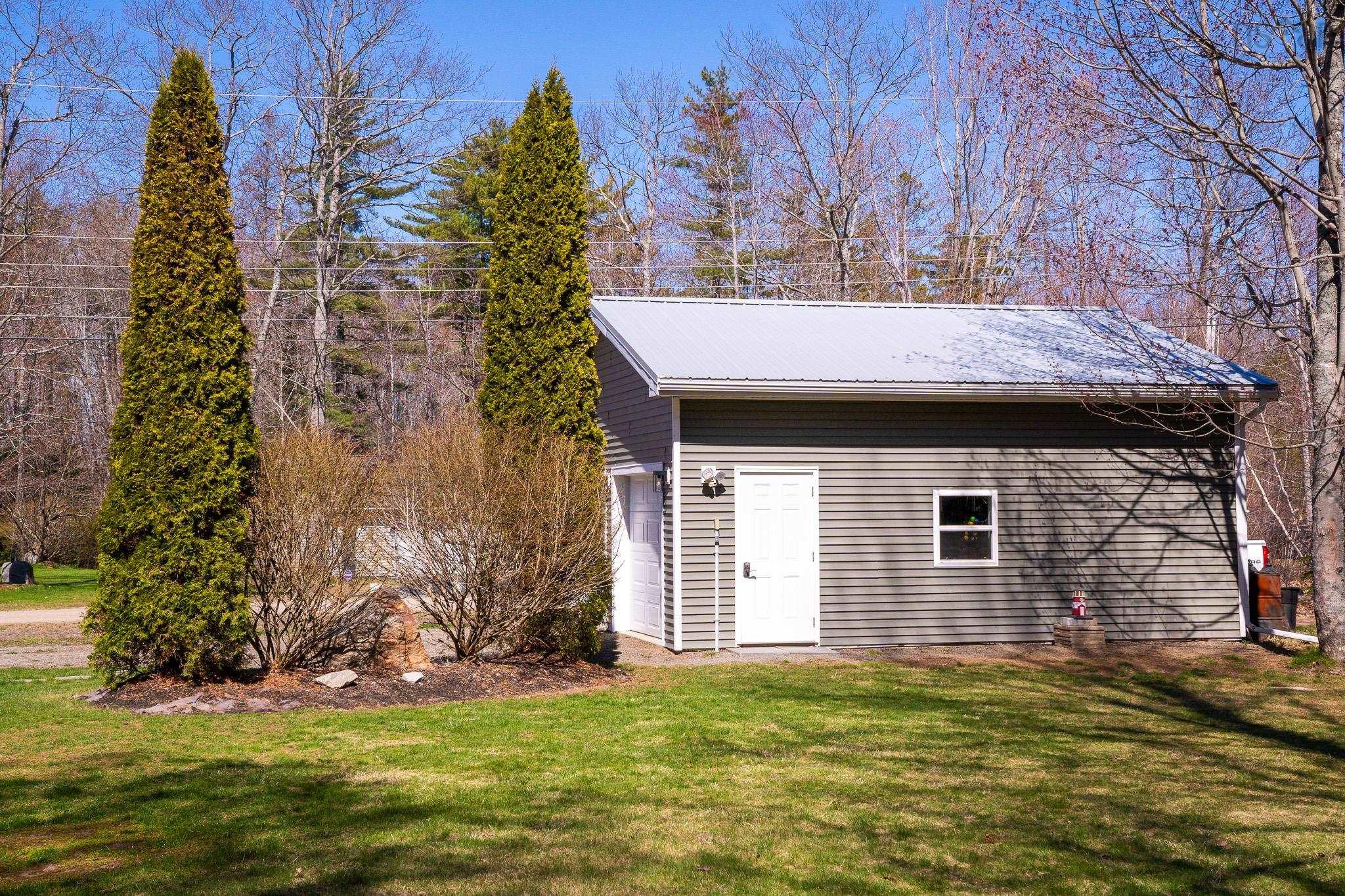 $587,500.00: 489 Alexander Mackenzie Road, South Farmington