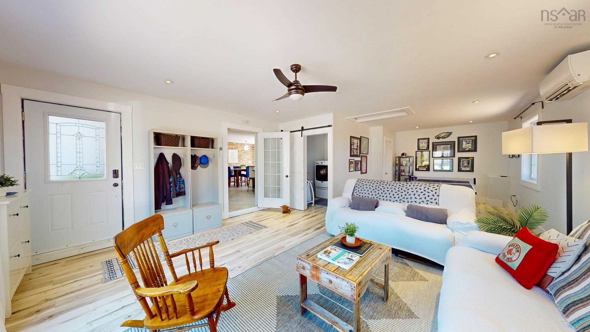 $587,500.00: 489 Alexander Mackenzie Road, South Farmington