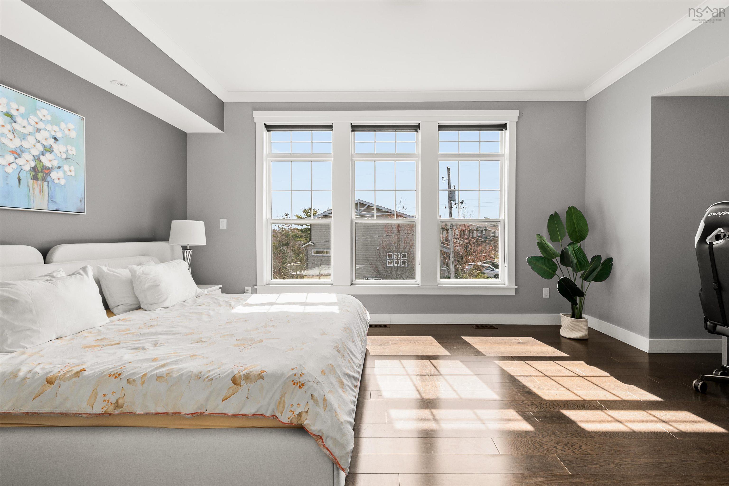 $899,900.00: 139 Hollyhock Way, Bedford