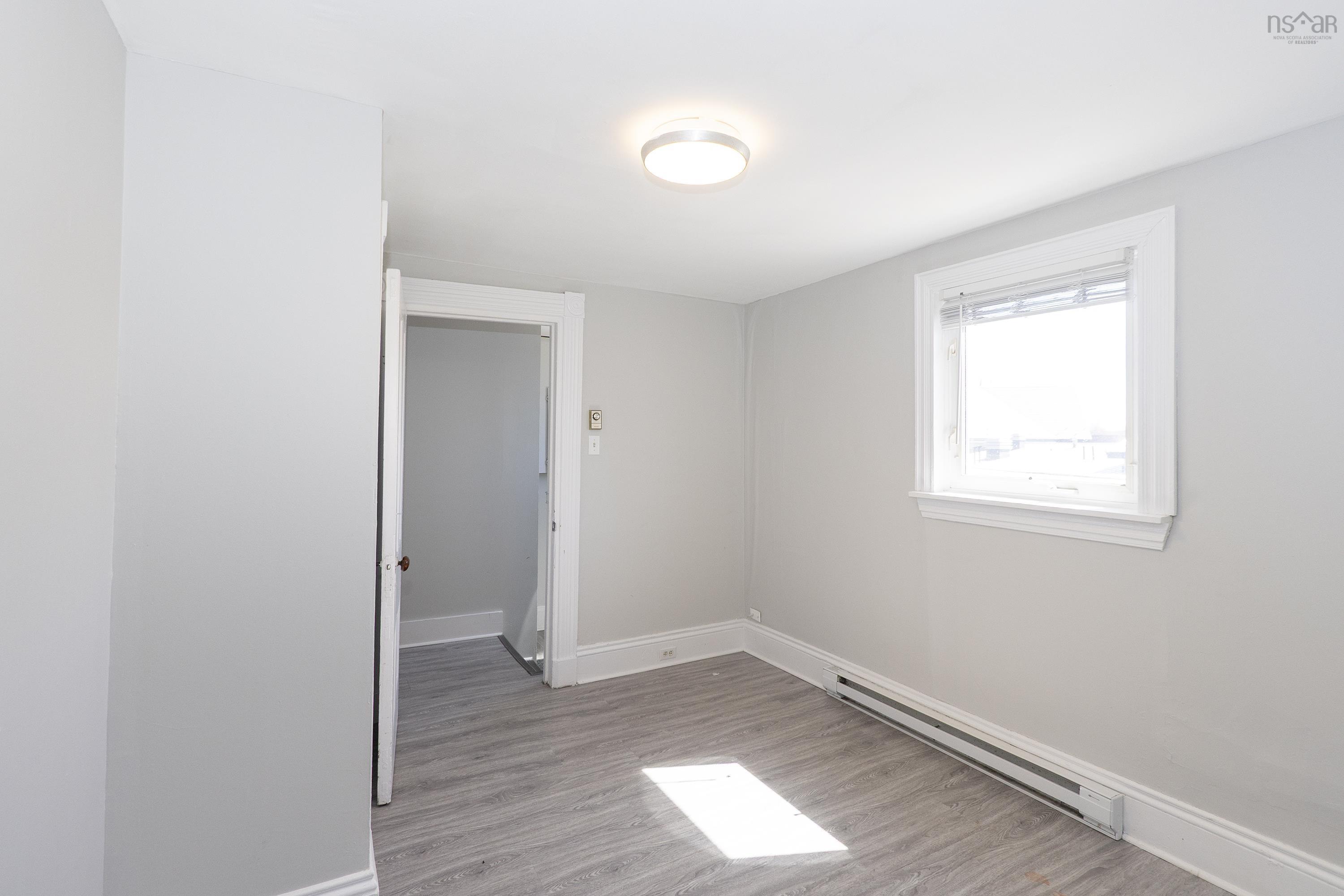 $218,000.00: 14 Prince Arthur Street, Amherst