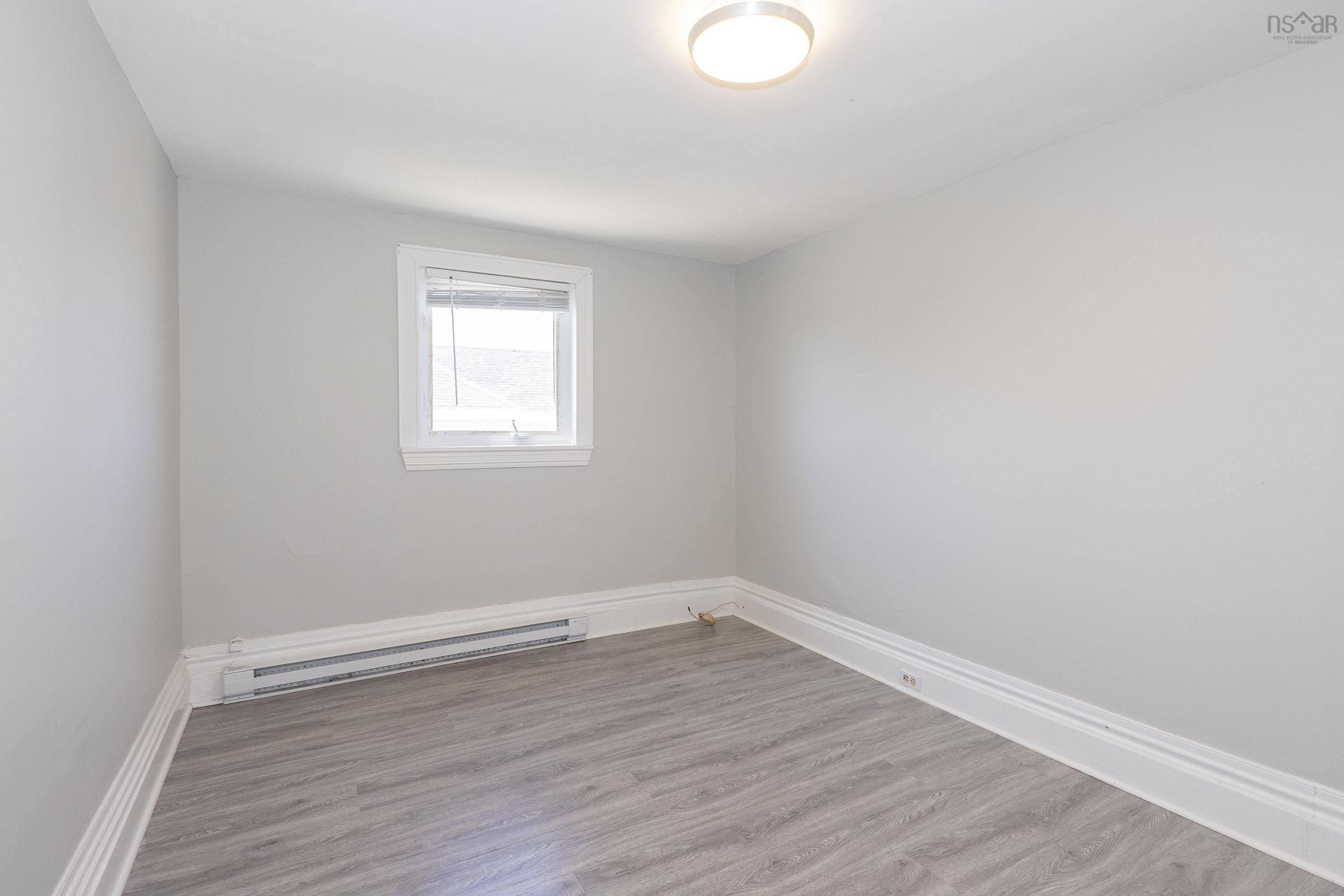 $218,000.00: 14 Prince Arthur Street, Amherst