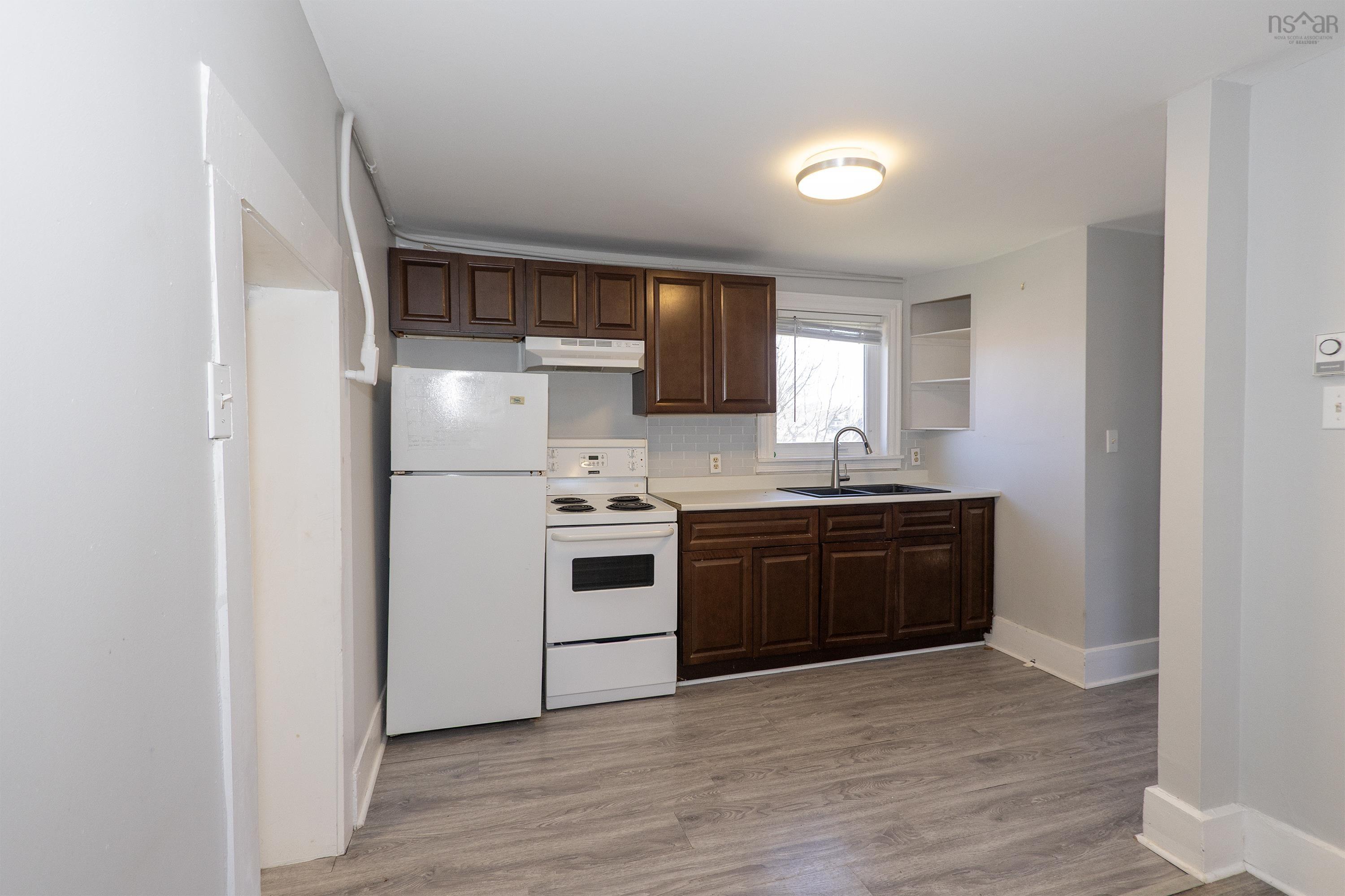 $218,000.00: 14 Prince Arthur Street, Amherst