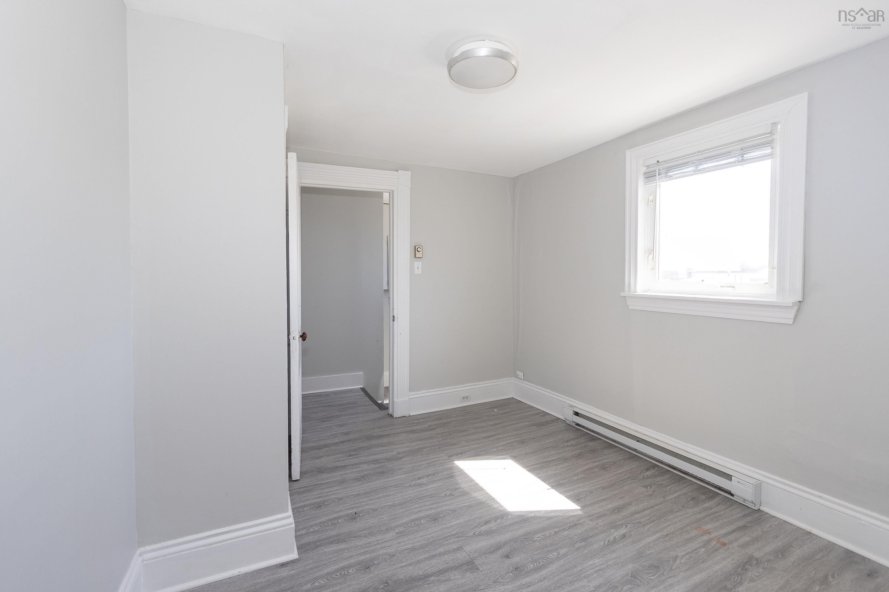 $218,000.00: 14 Prince Arthur Street, Amherst