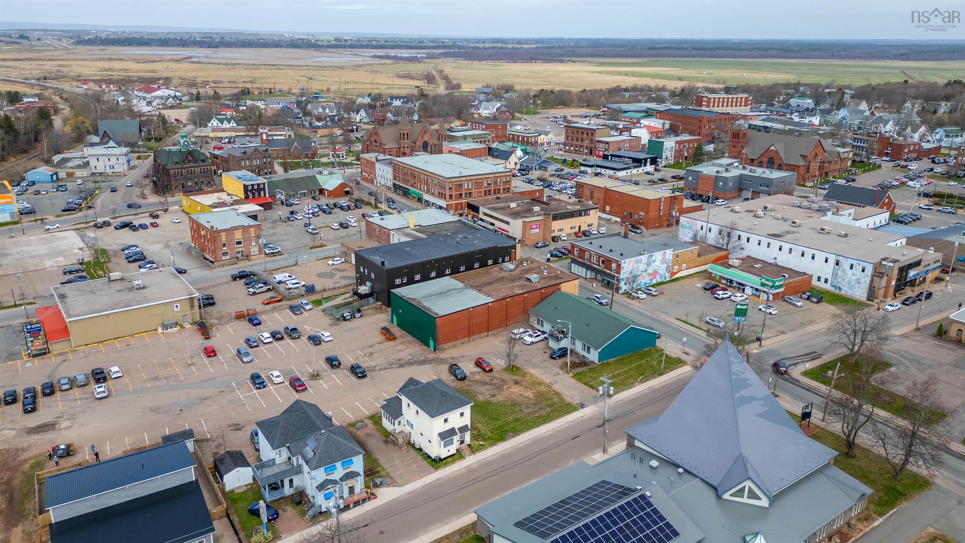 $218,000.00: 14 Prince Arthur Street, Amherst