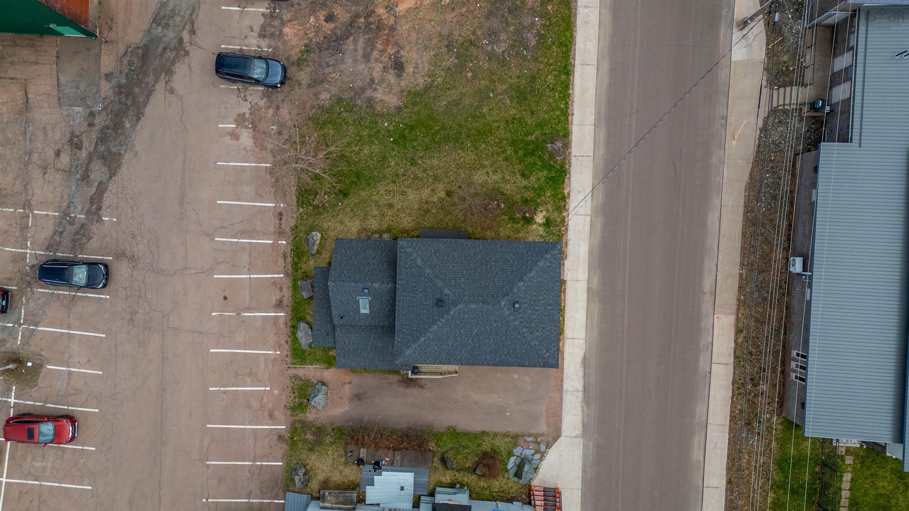 $218,000.00: 14 Prince Arthur Street, Amherst