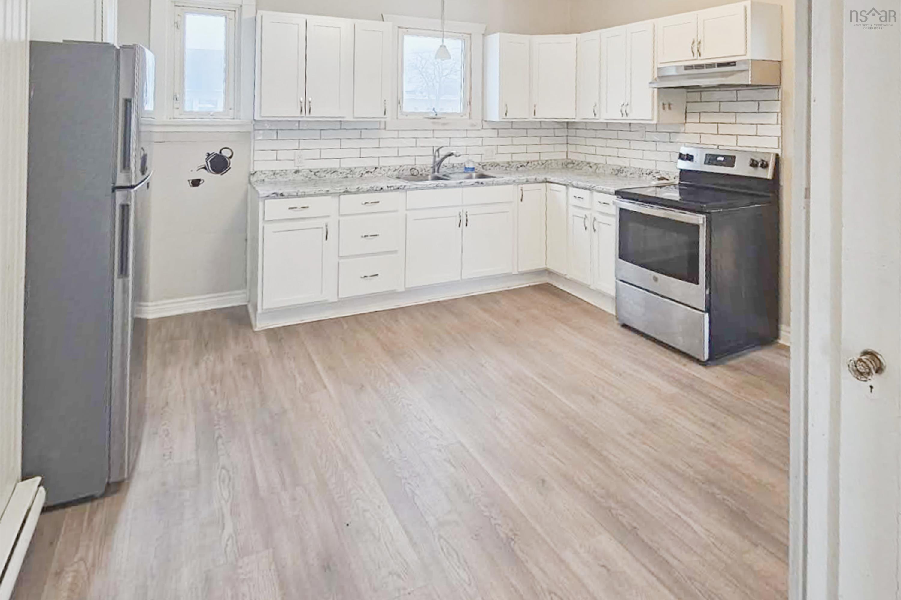 $218,000.00: 14 Prince Arthur Street, Amherst