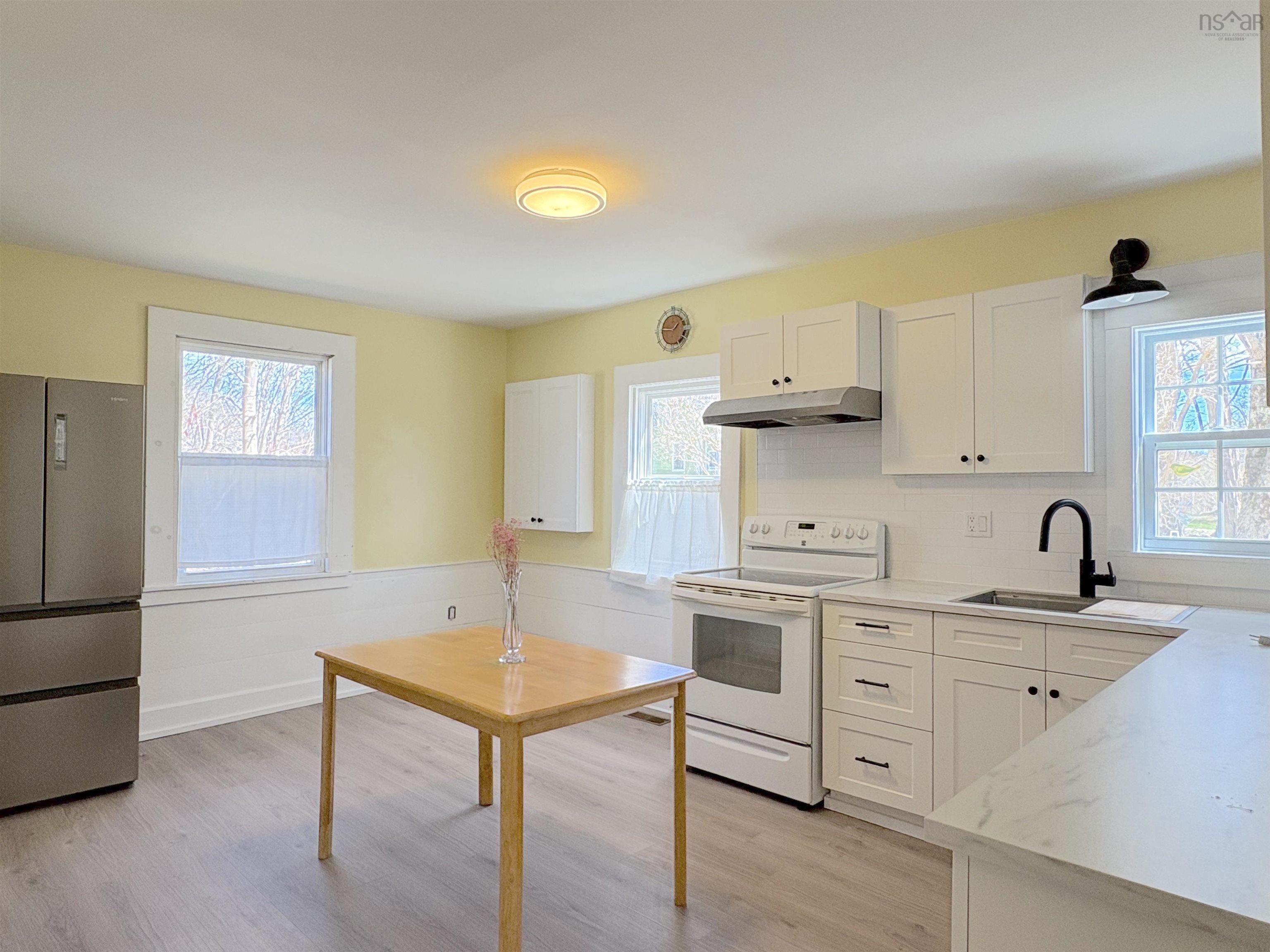 $259,000.00: 105 Harriet, Shelburne