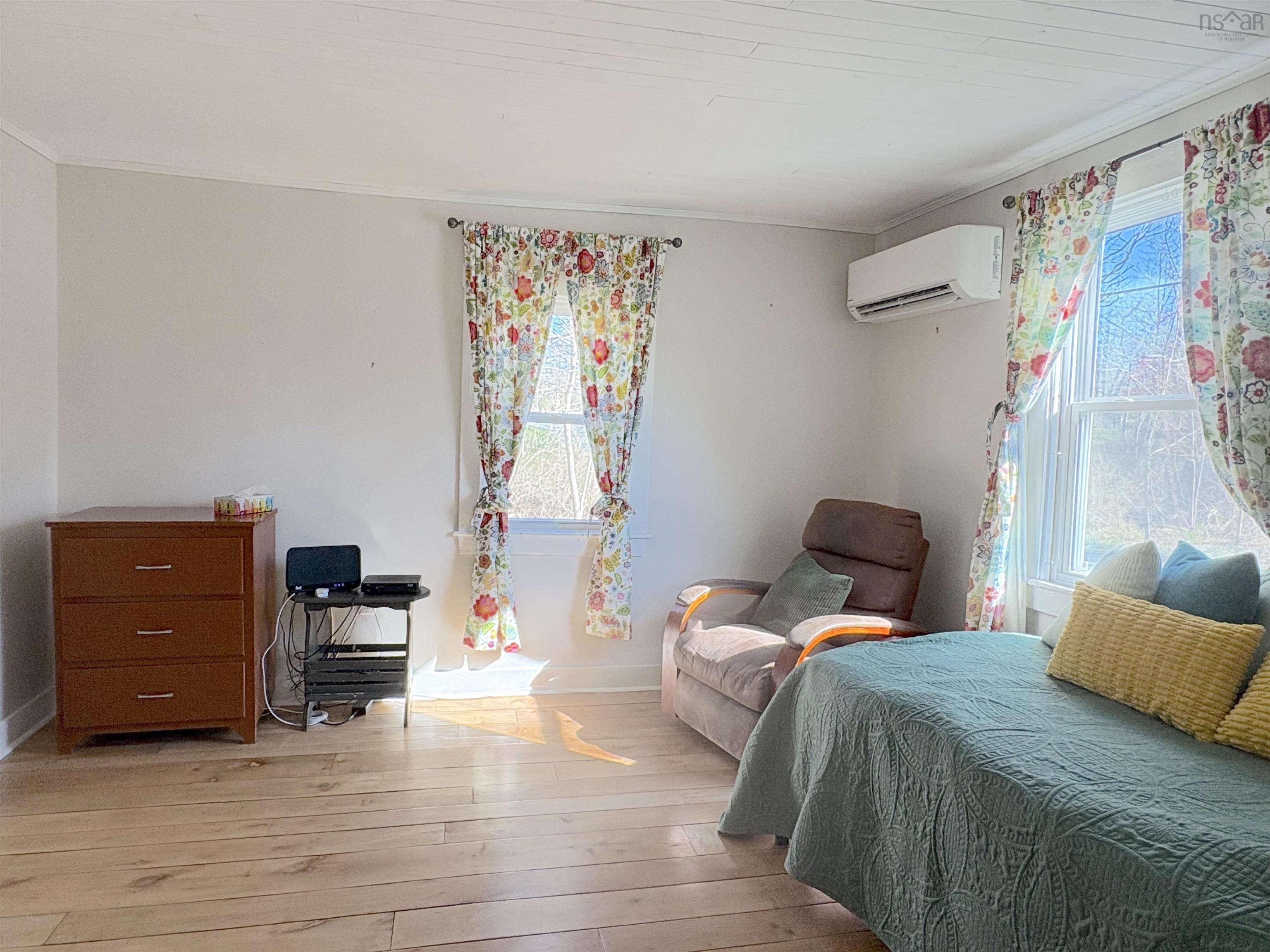 $259,000.00: 105 Harriet, Shelburne