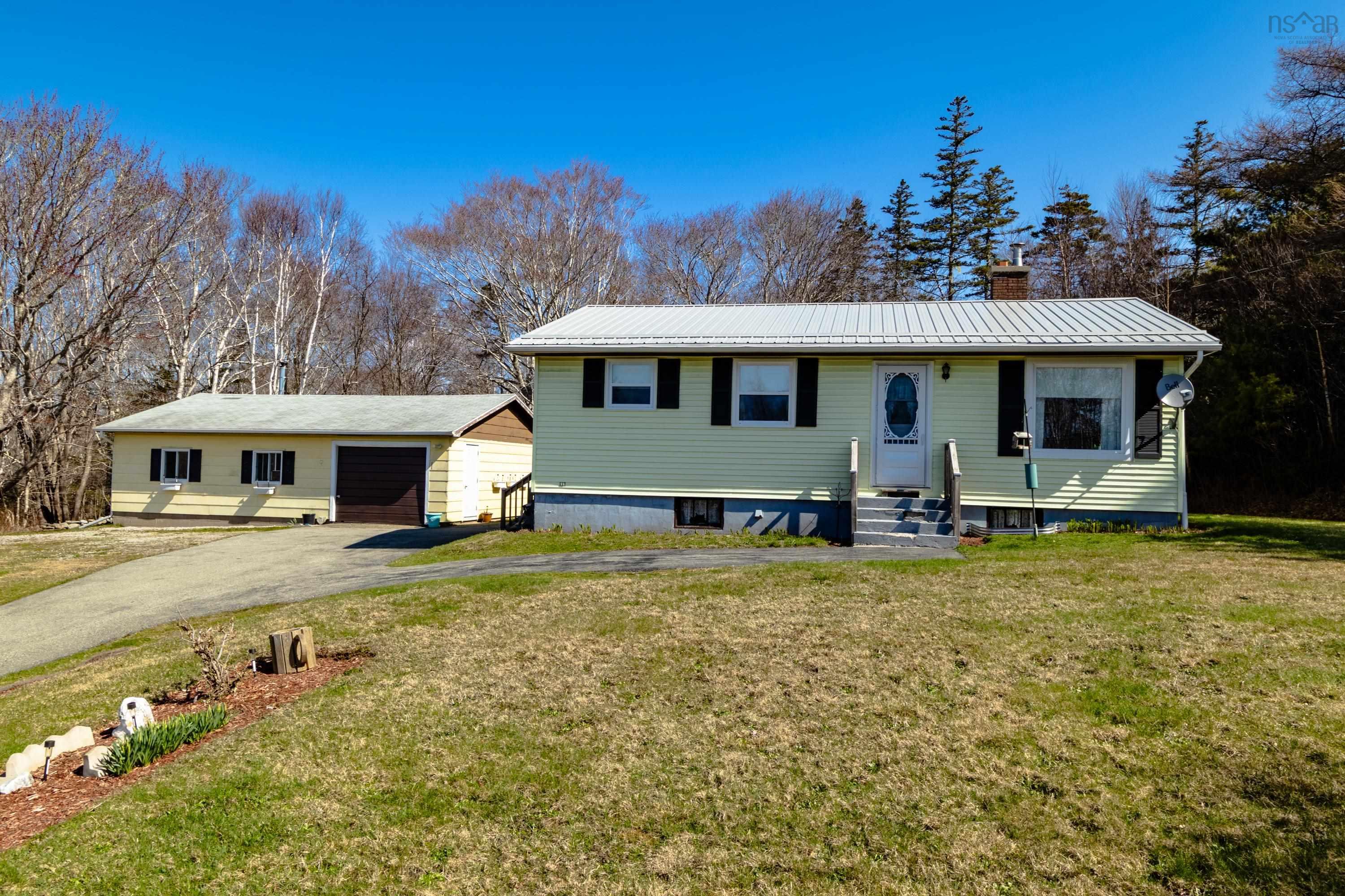 $259,000.00: 1185 Richmond Rd, Ireton