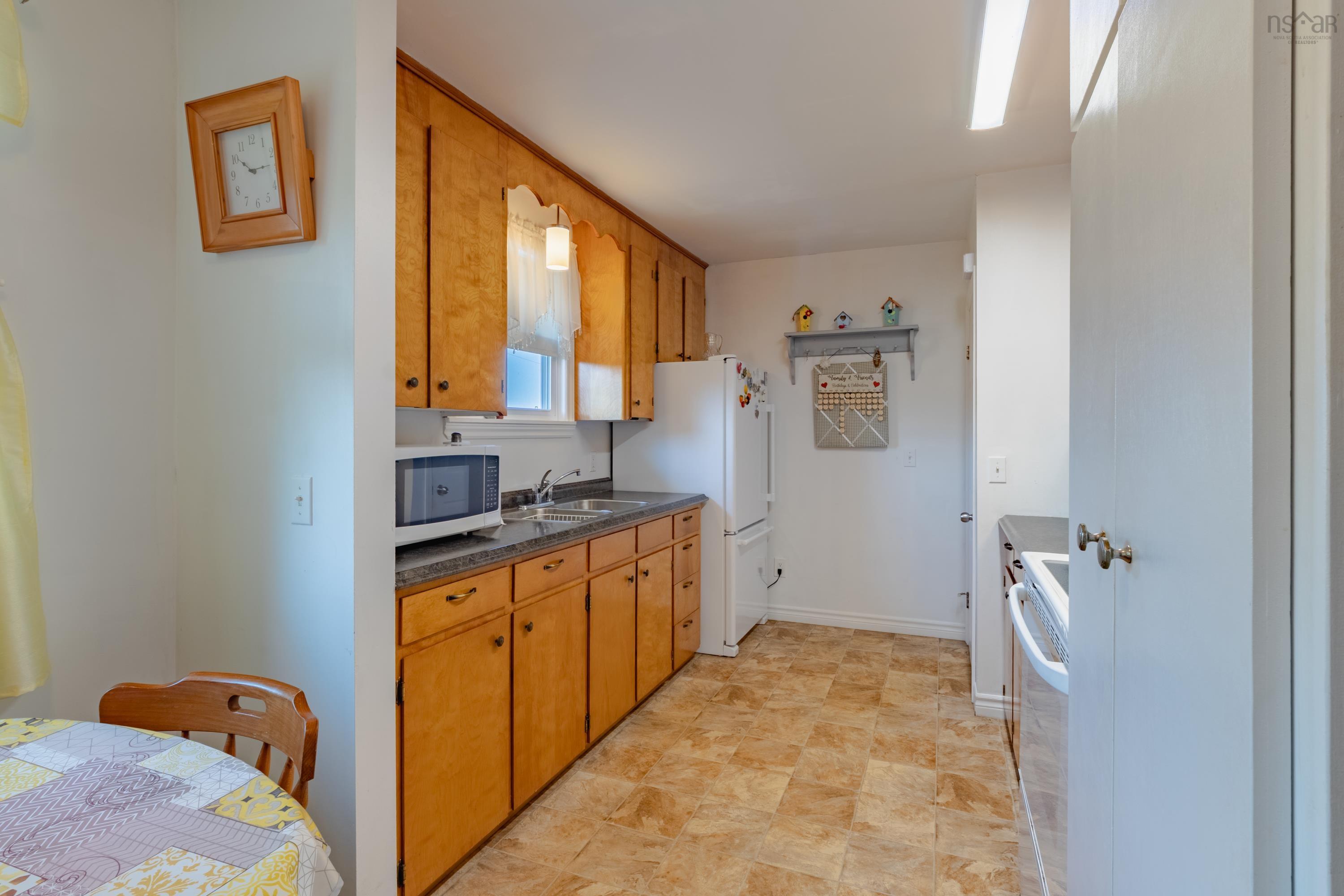$259,000.00: 1185 Richmond Rd, Ireton