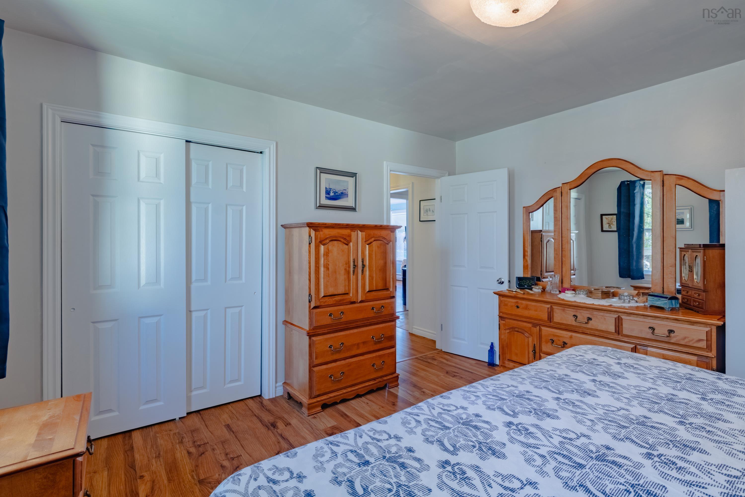 $259,000.00: 1185 Richmond Rd, Ireton
