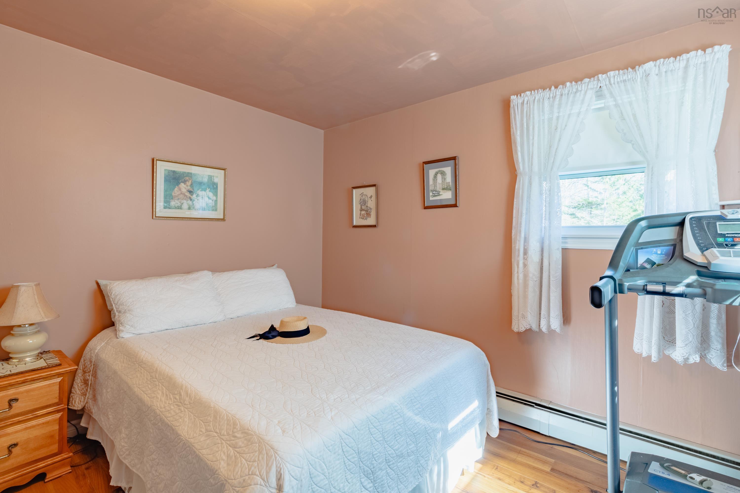 $259,000.00: 1185 Richmond Rd, Ireton