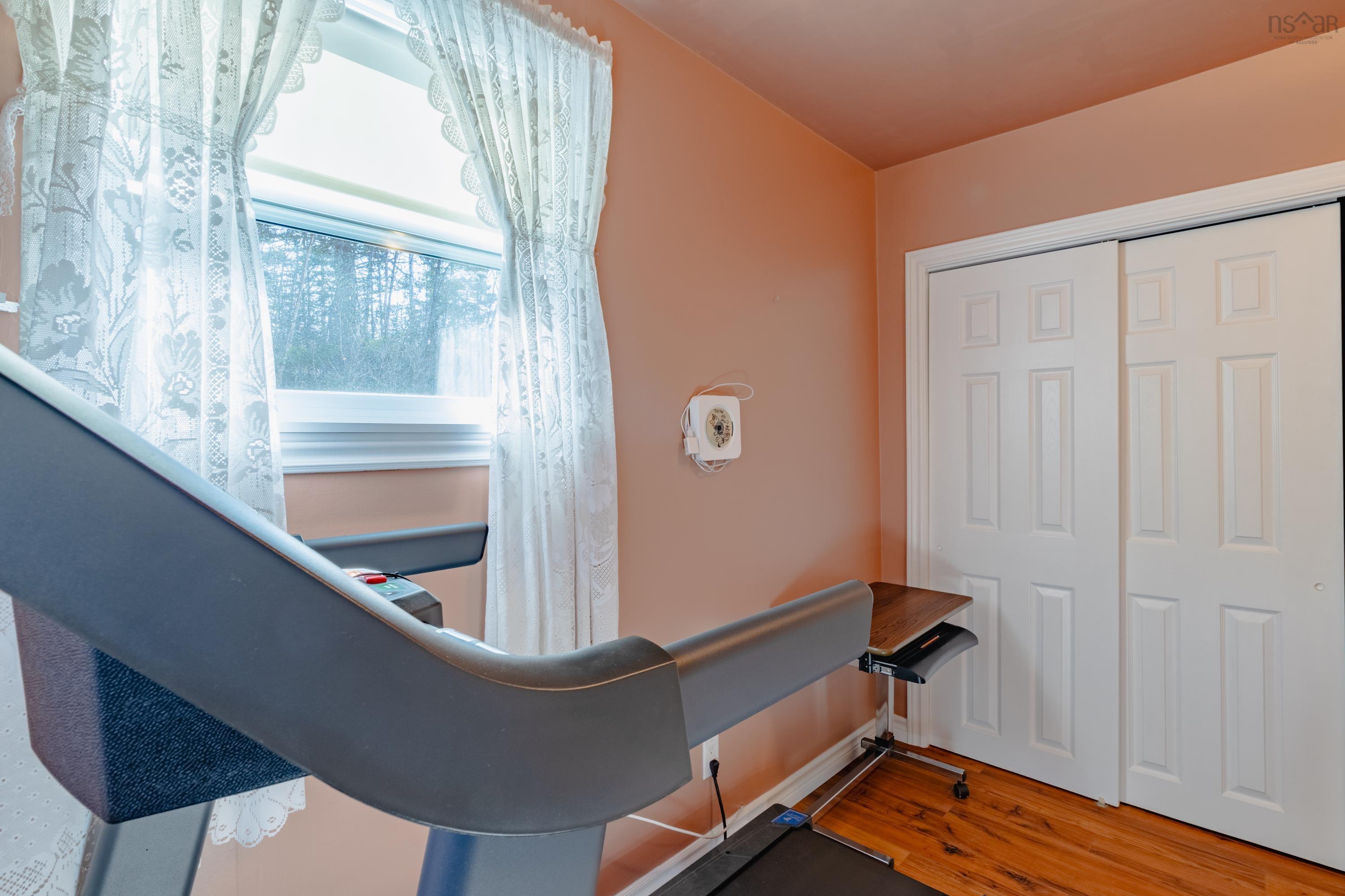 $259,000.00: 1185 Richmond Rd, Ireton
