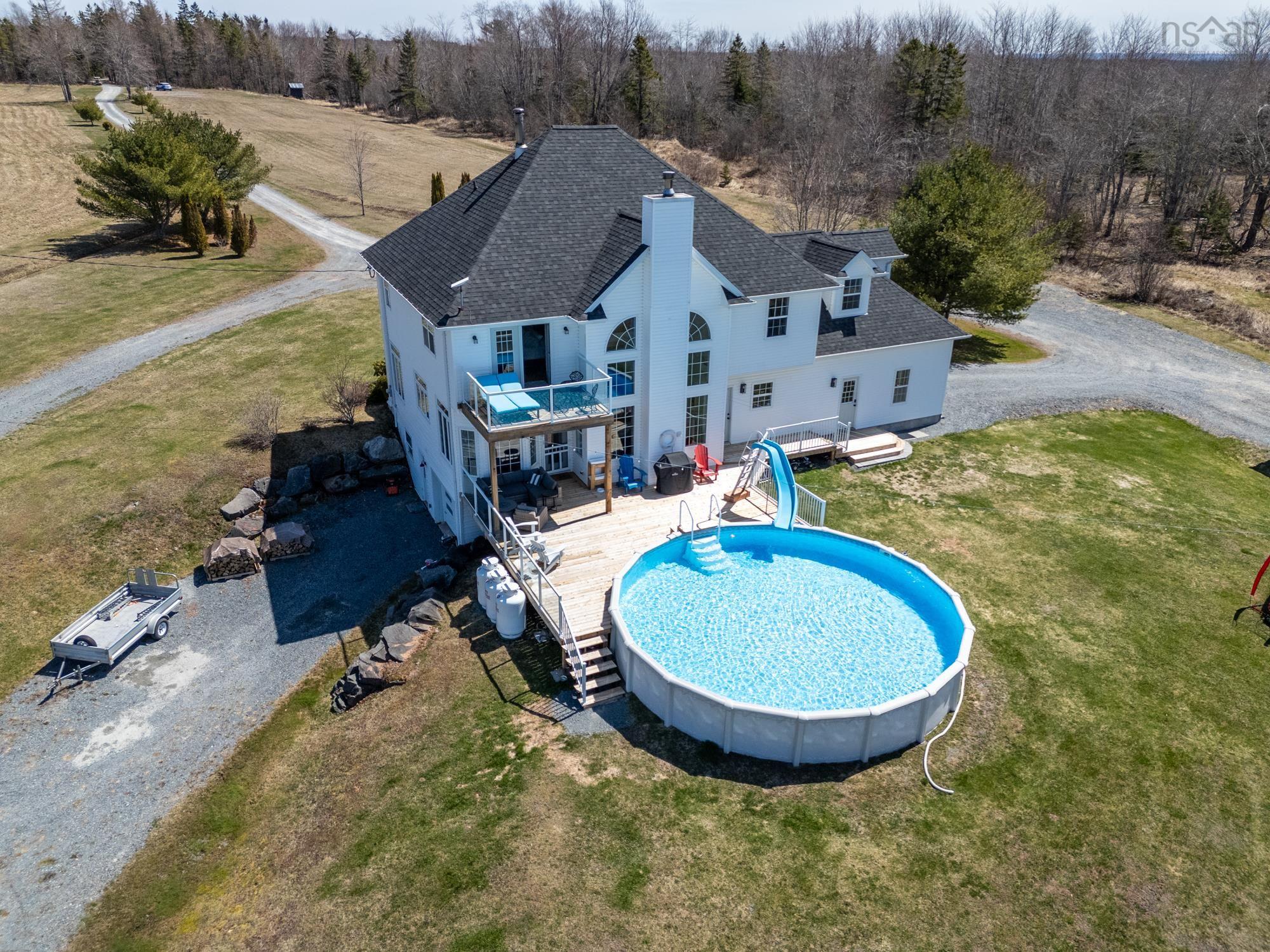 $975,000.00: 1877 Riverside Road, Stewiacke