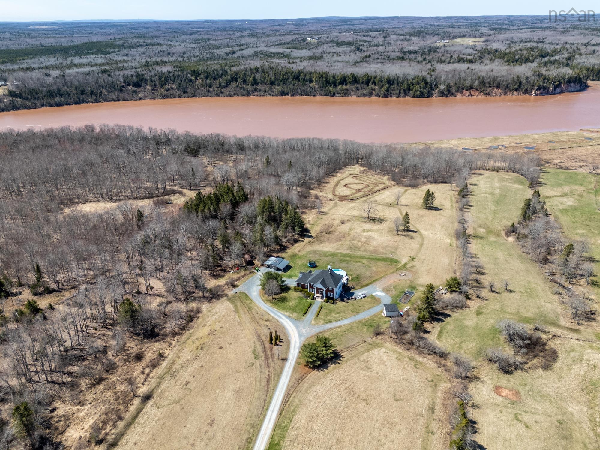 $975,000.00: 1877 Riverside Road, Stewiacke