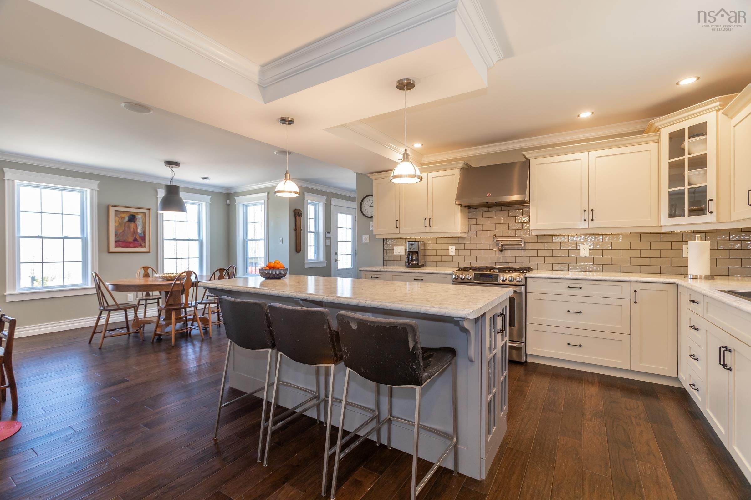 $619,000.00: 264 Tremont Mountain Road, South Tremont