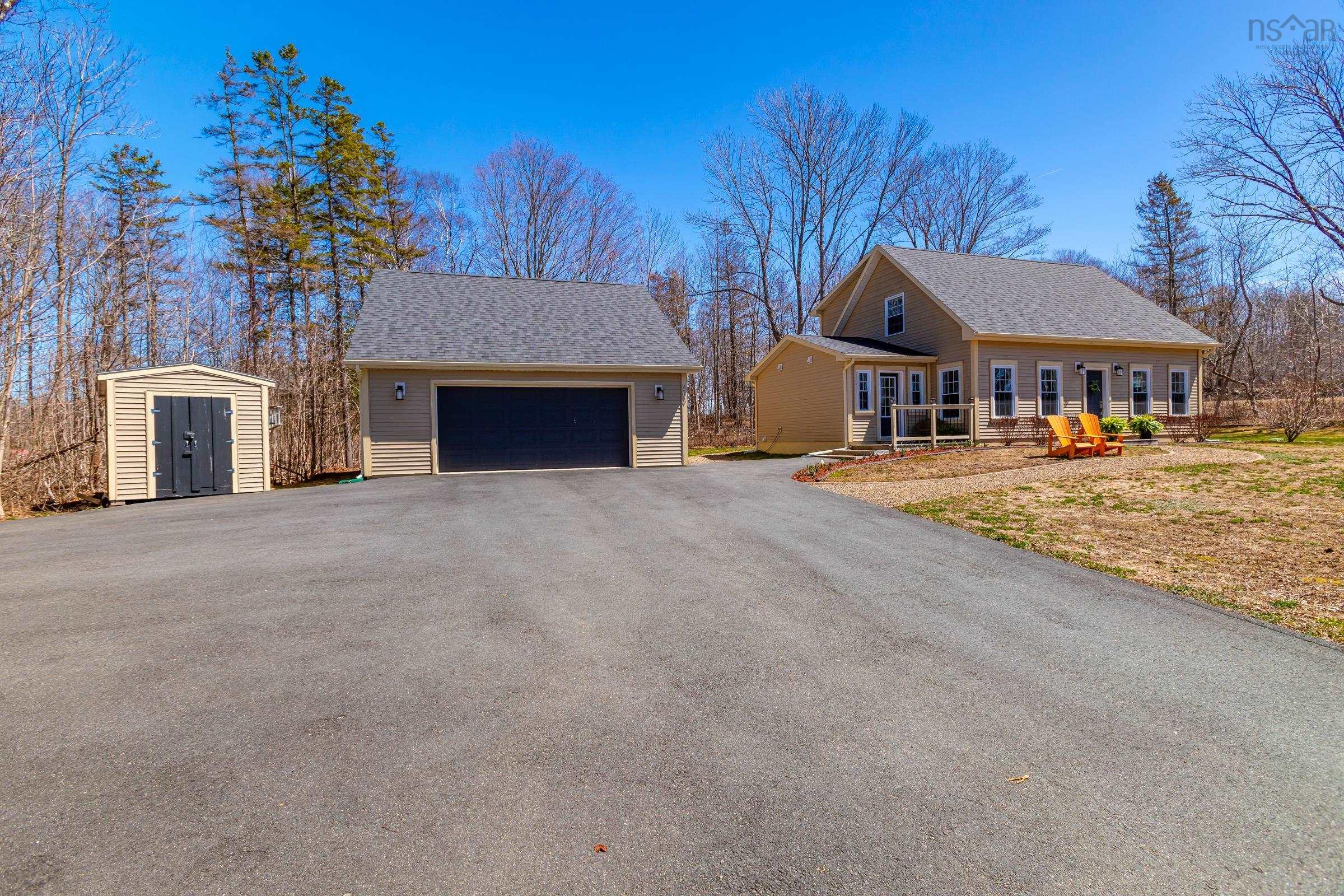 $619,000.00: 264 Tremont Mountain Road, South Tremont